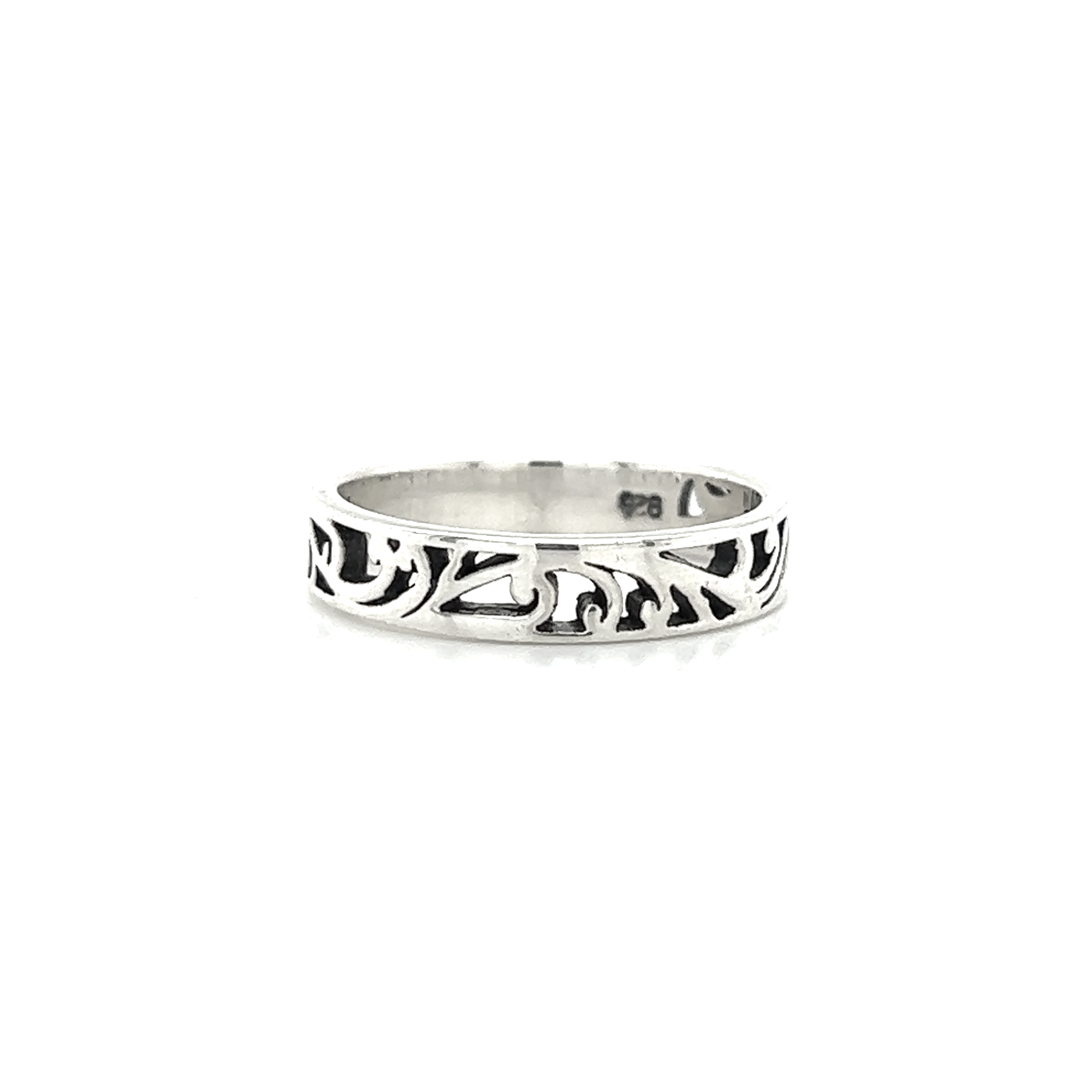 A delicate Super Silver boho spirit 4mm Filigree Squared Band with a floral design.