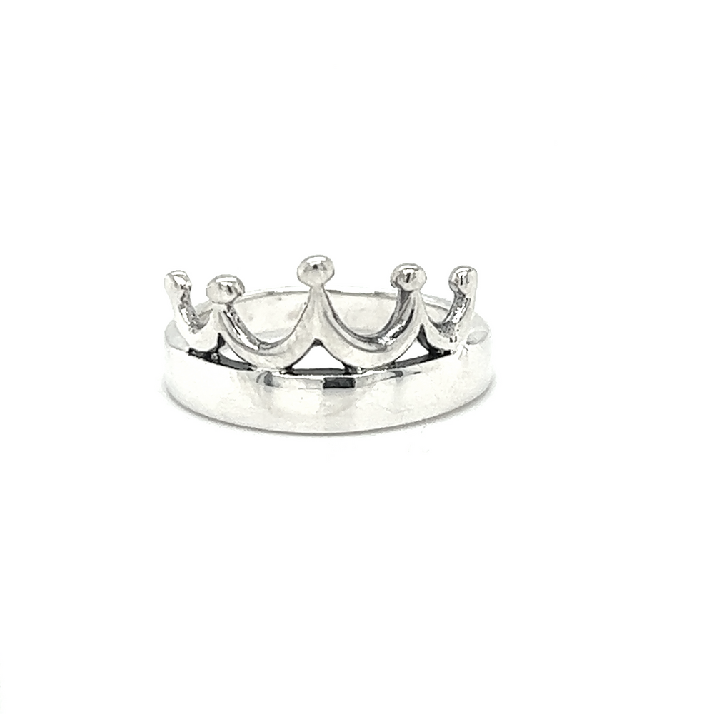 
                  
                    A Sleek Crown Ring by Super Silver on a white background.
                  
                