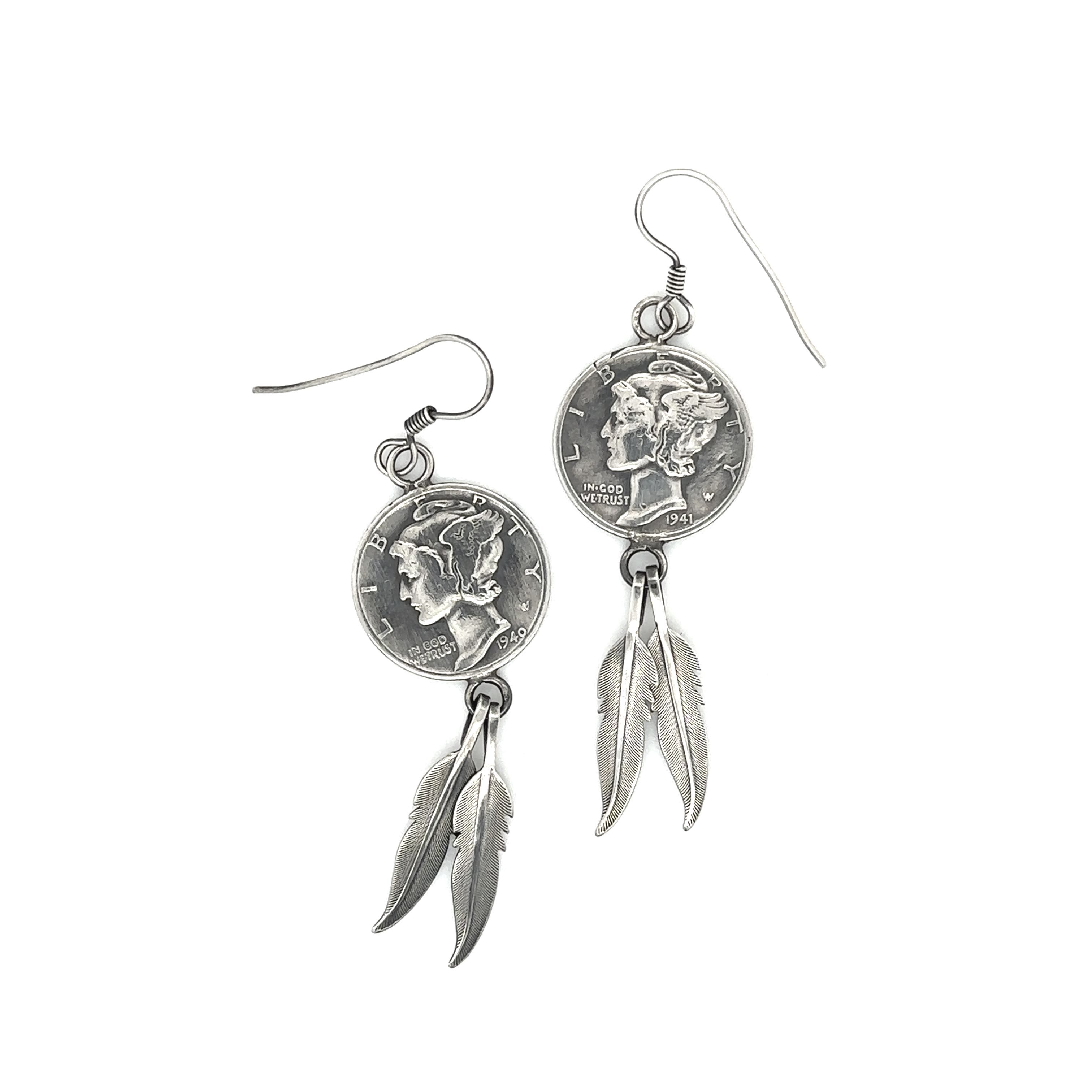 These Native American Mercury Dime Earrings from Super Silver feature a Winged Liberty Head Dime and delicate feathers for an elegant touch.