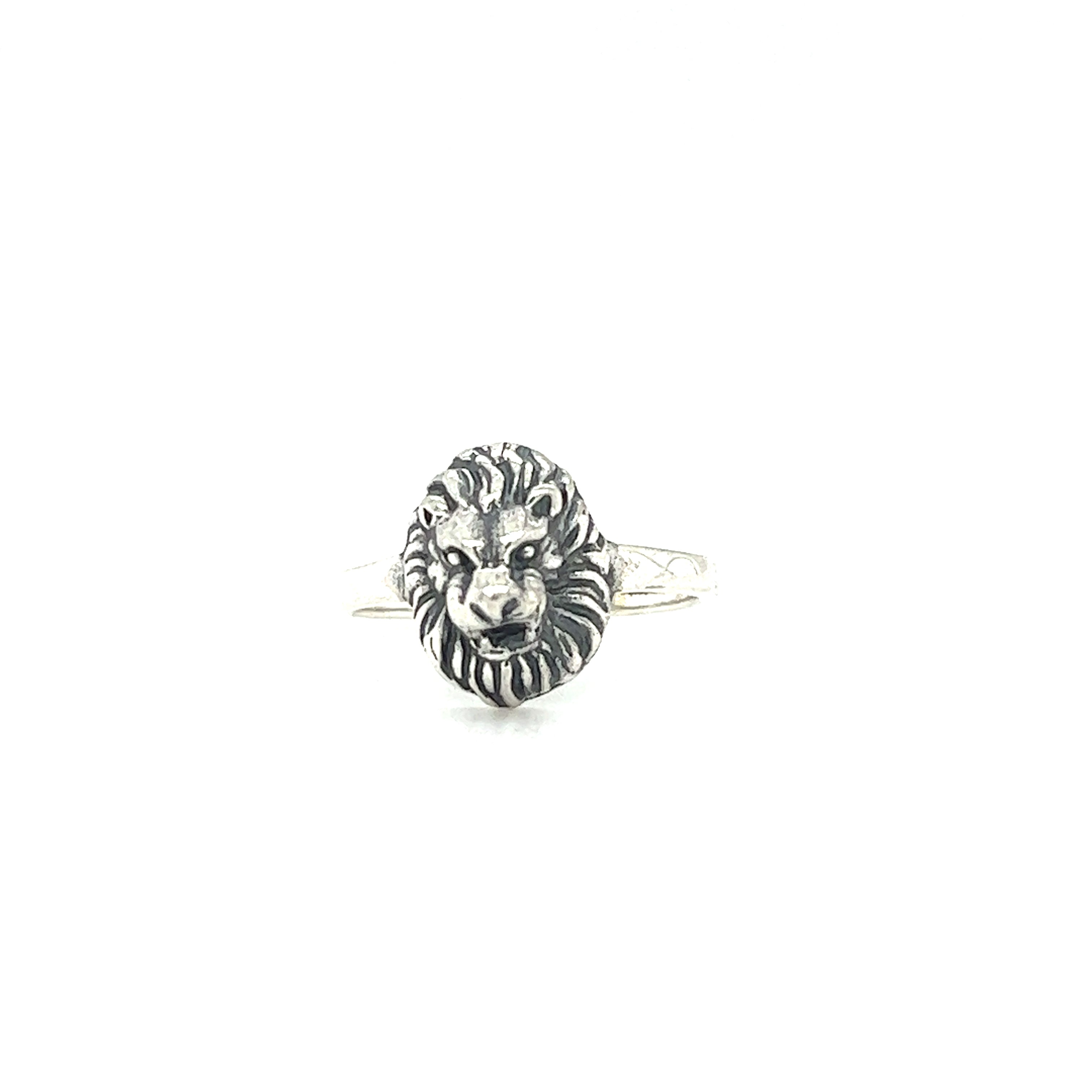 A Lion Face Ring with authority, showcased on a white background by Super Silver.