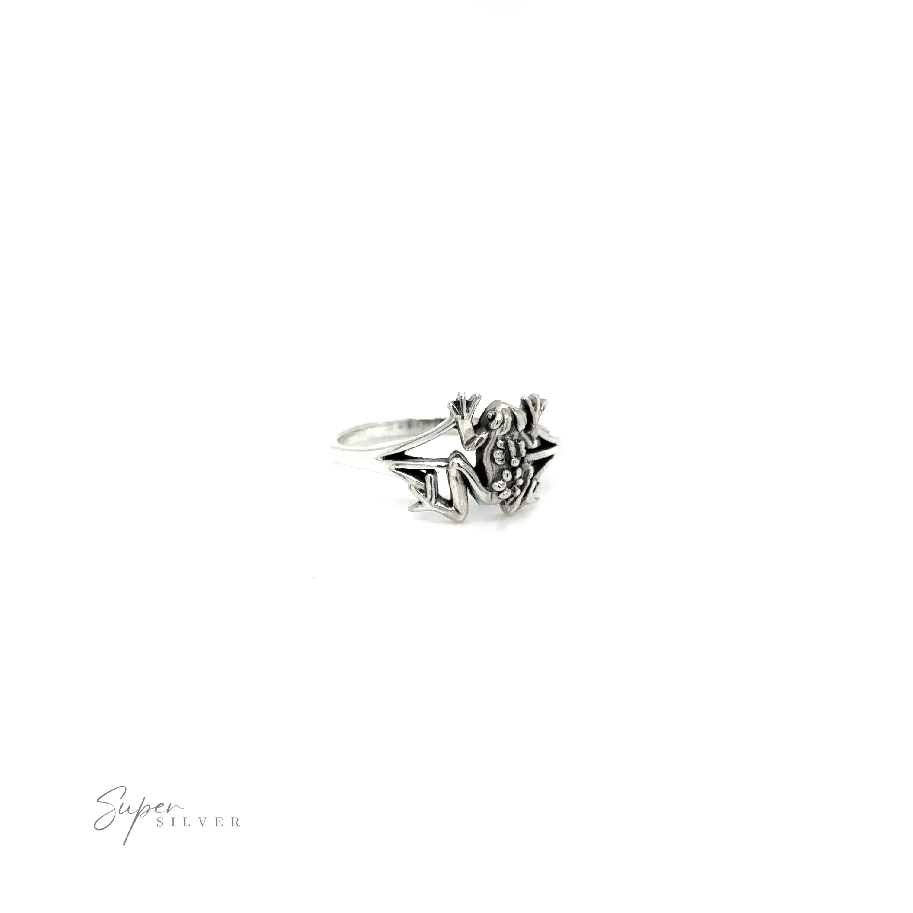 A Detailed Toad Ring with a frog on it.