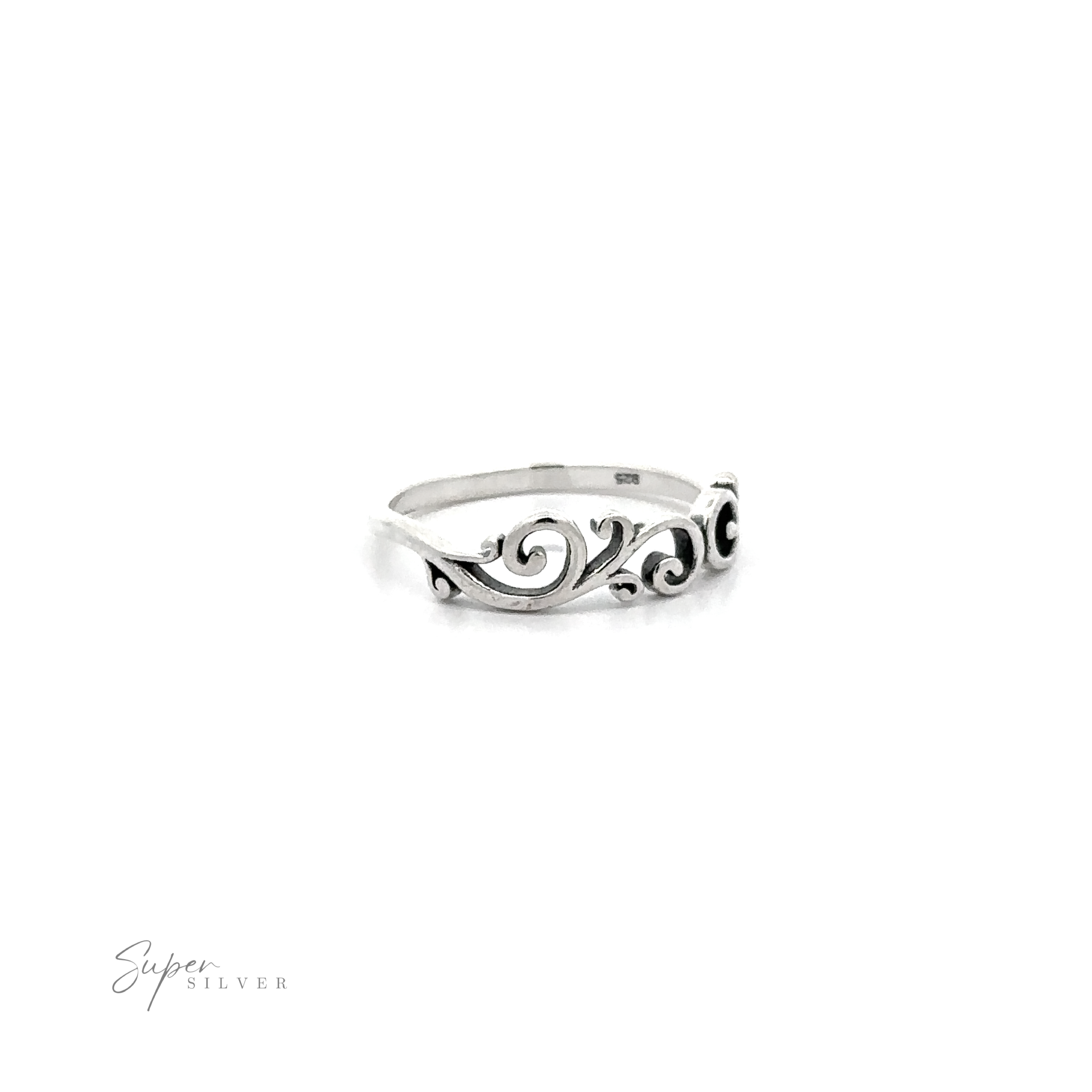 This 925 sterling silver Swirly Ring features a swirly design with a high polish finish.