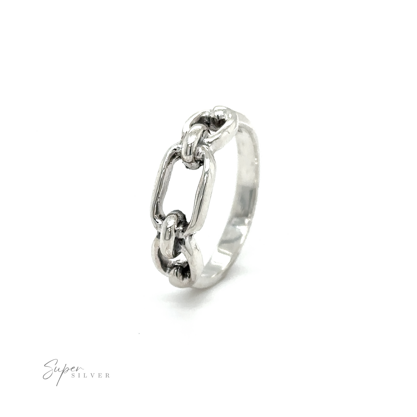 A versatile Thick Chain Link Ring with a modern fashion by Super Silver.