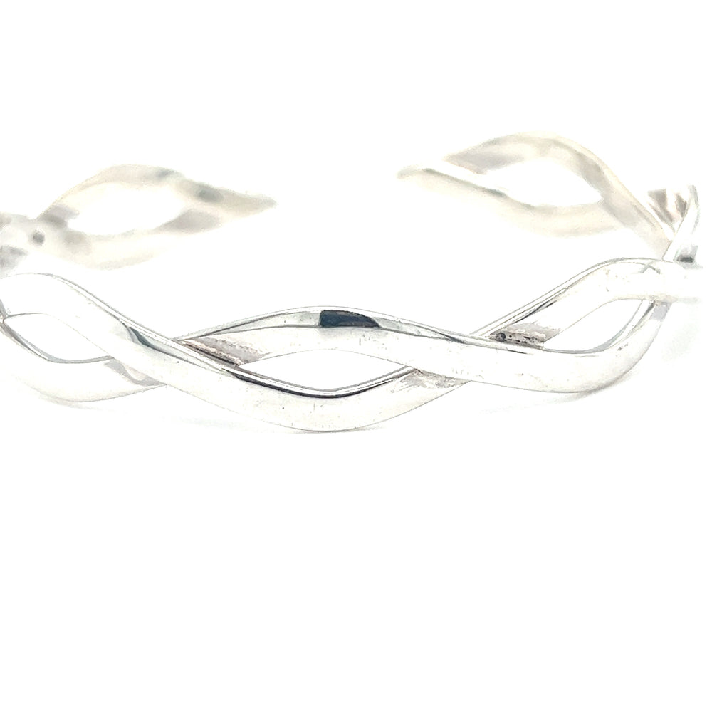 
                  
                    A Super Silver stylish twisted silver cuff bracelet made of .925 Sterling Silver.
                  
                