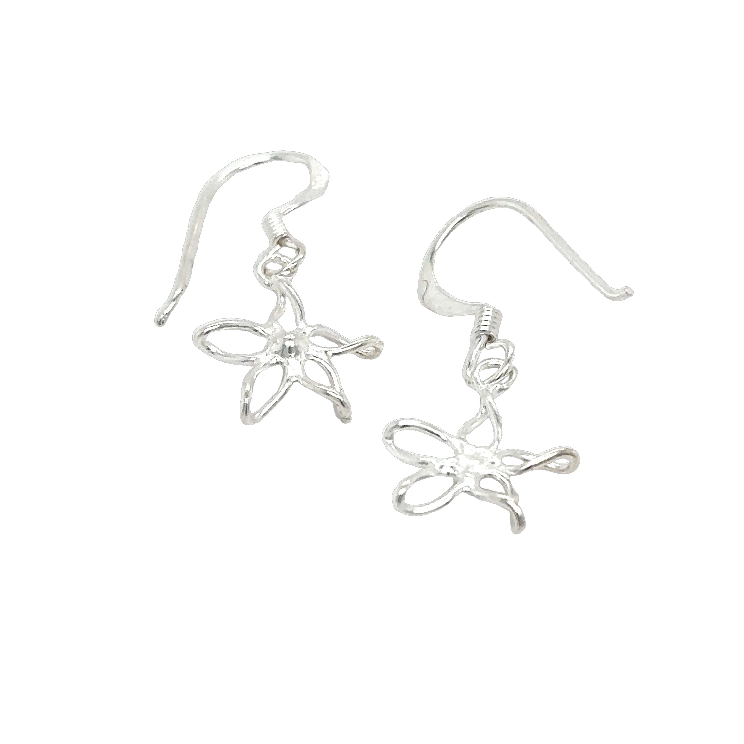 These lightweight Super Silver Tiny Open Flower earrings feature a delicate flower design.