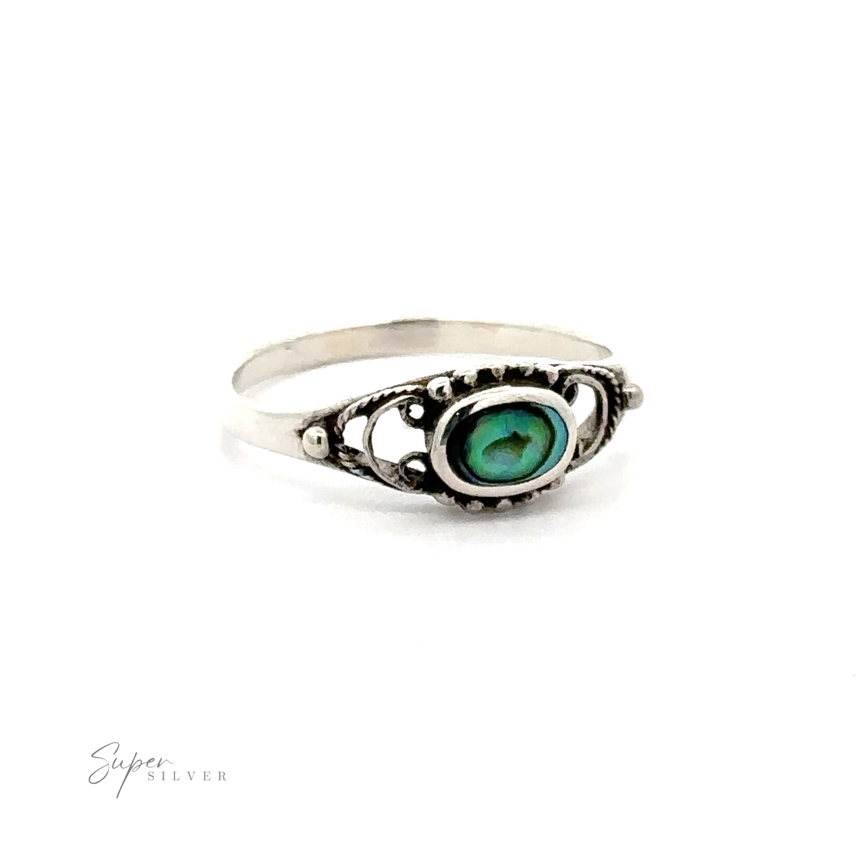A Sterling Silver Oval Stone Ring With Delicate Border.