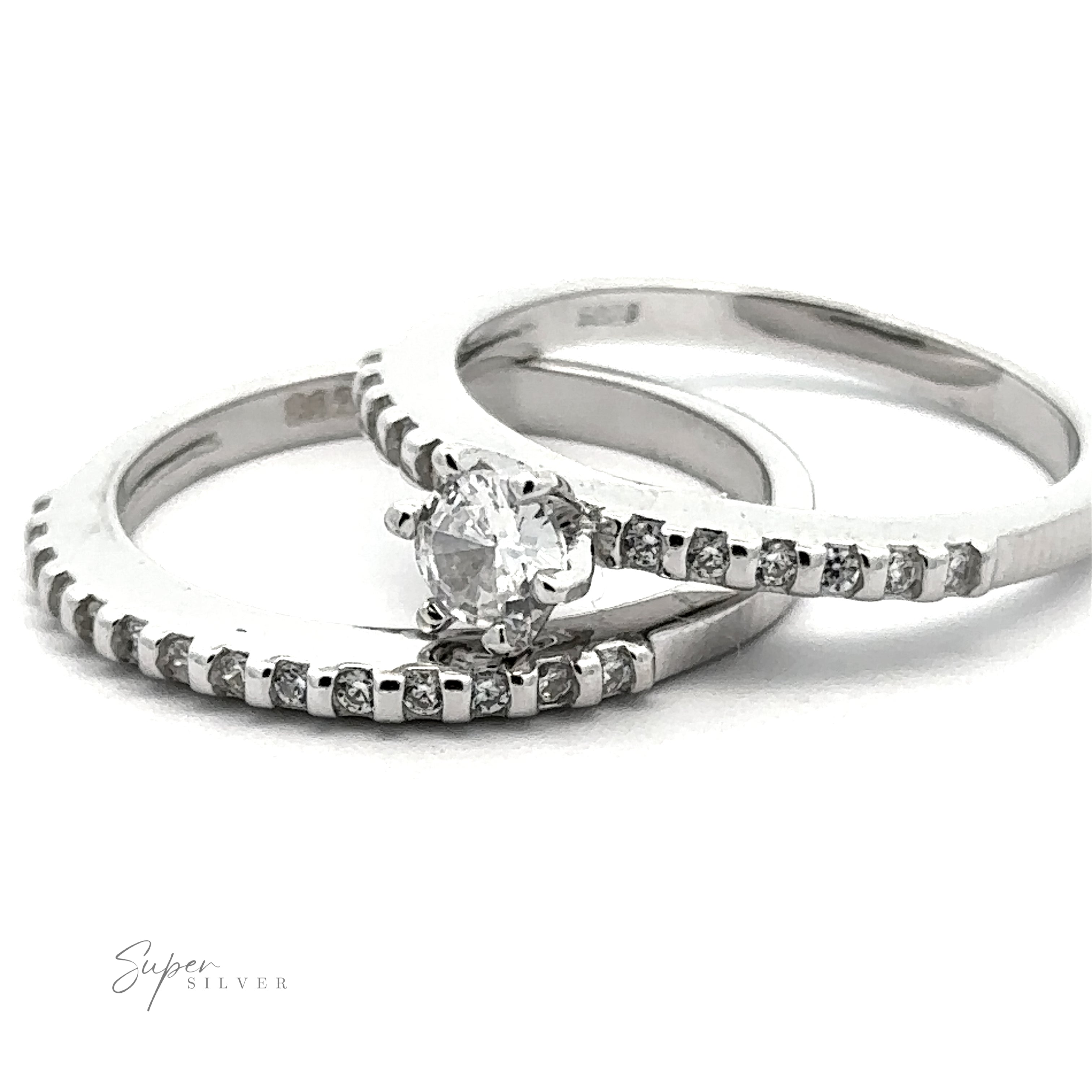 Round Solitaire Wedding Band Set