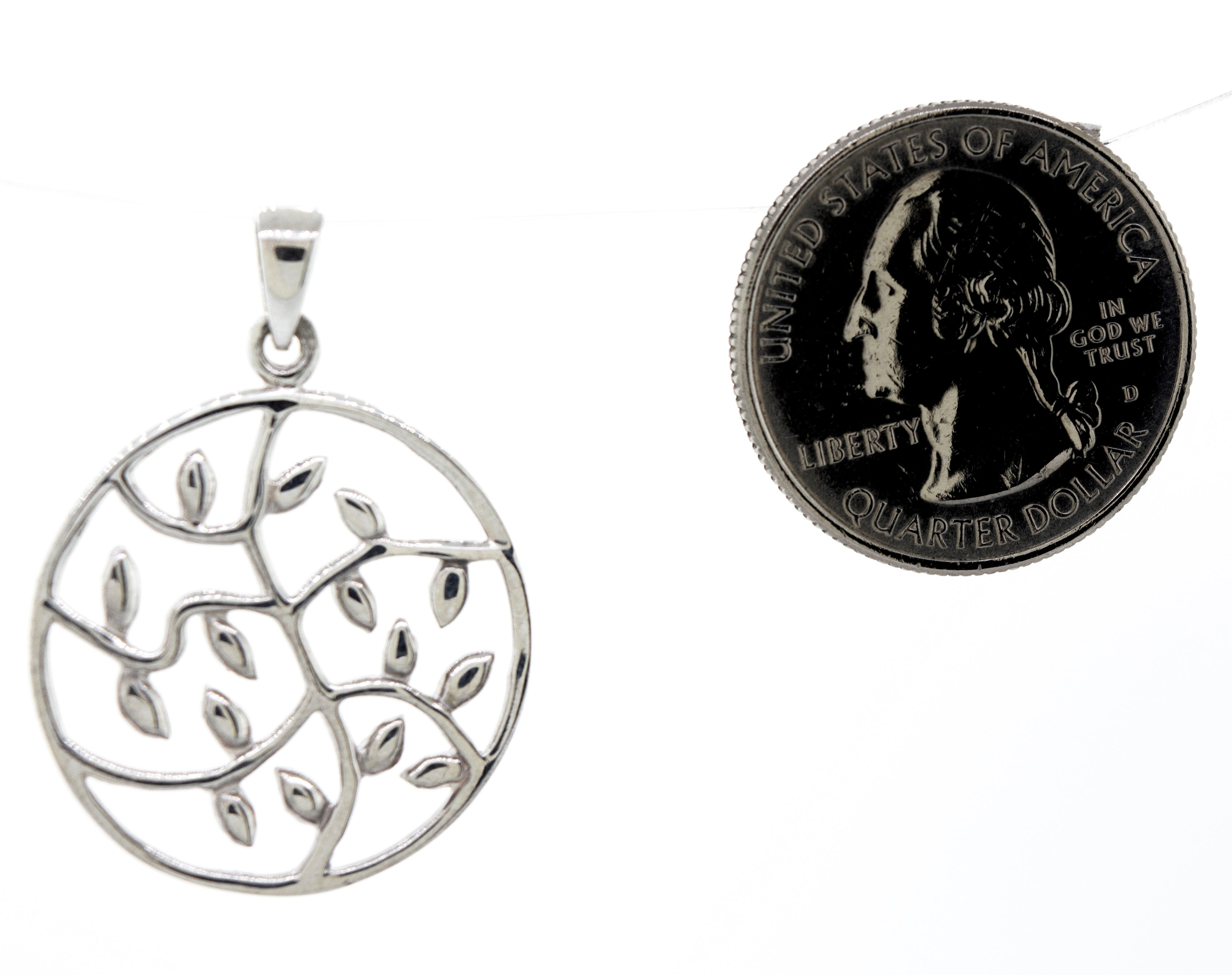 This Vines in Circle Pendant from Super Silver features a stunning sterling silver tree of life design, perfect for any plant lover looking to add a touch of nature to their jewelry collection. The intricate vines create an elegant and timeless piece that can