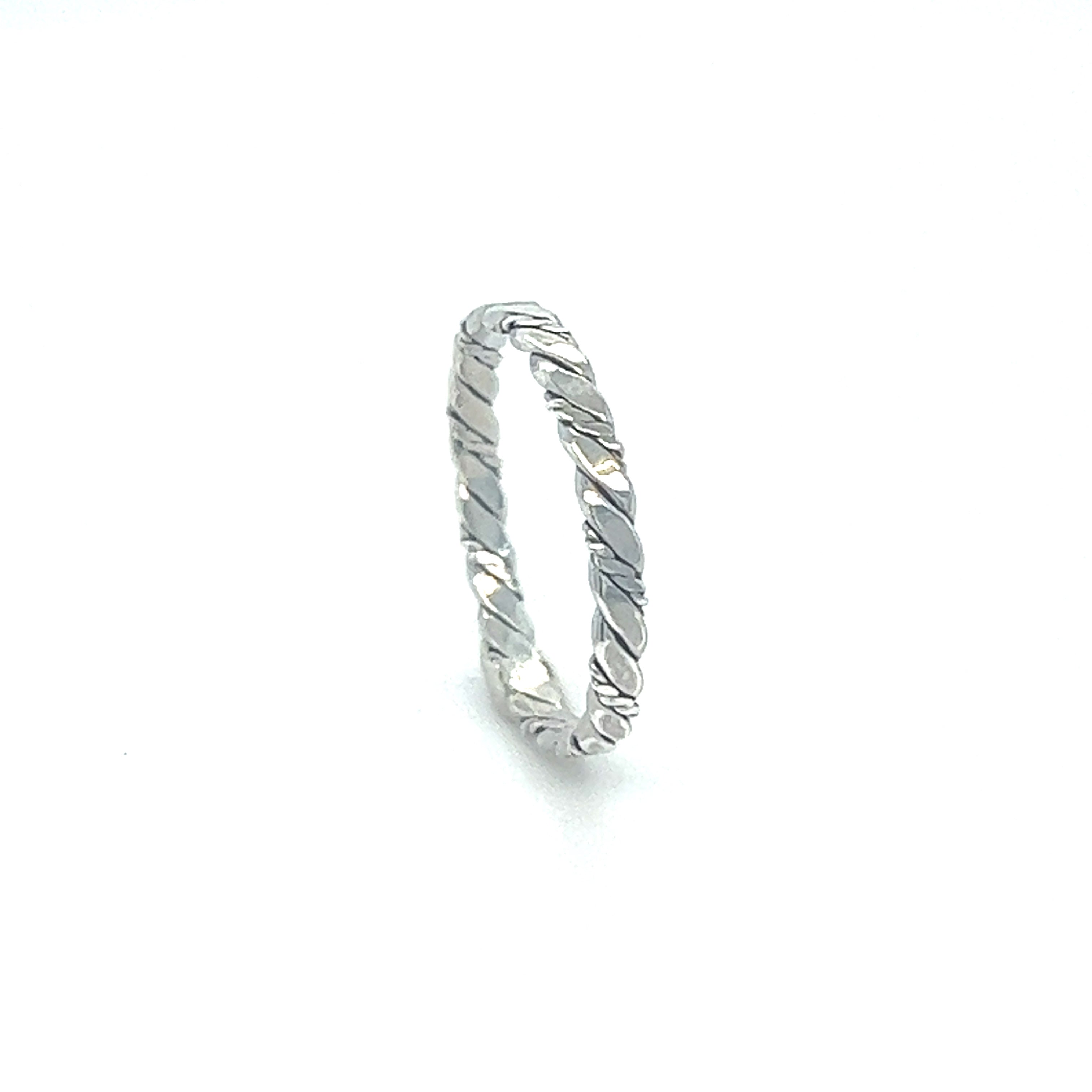 A Super Silver Dainty Twisted Rope Band Ring with a vintage vibe and a twisted pattern.