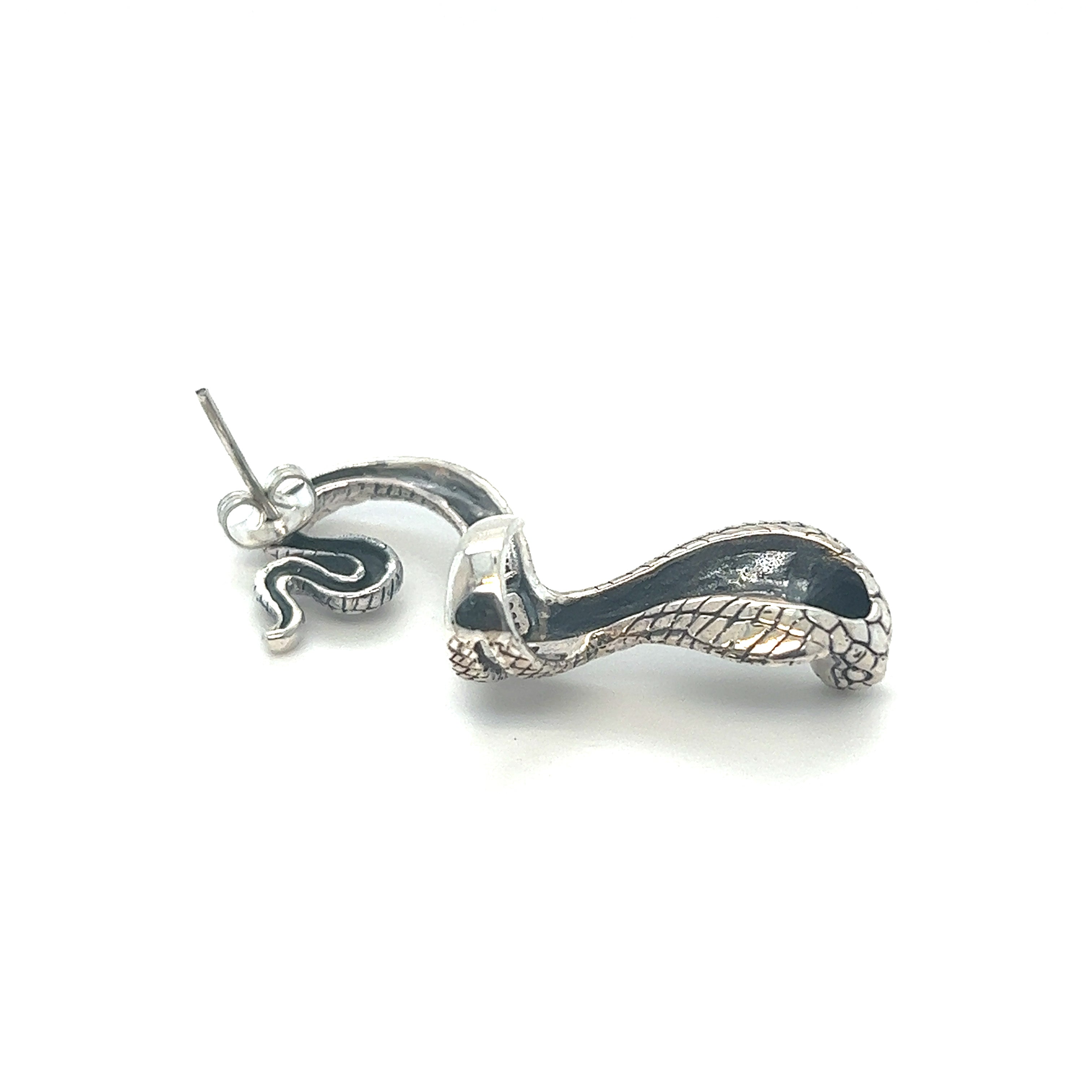 These Super Silver Unique Cobra Ear Cuffs feature a captivating snake design.