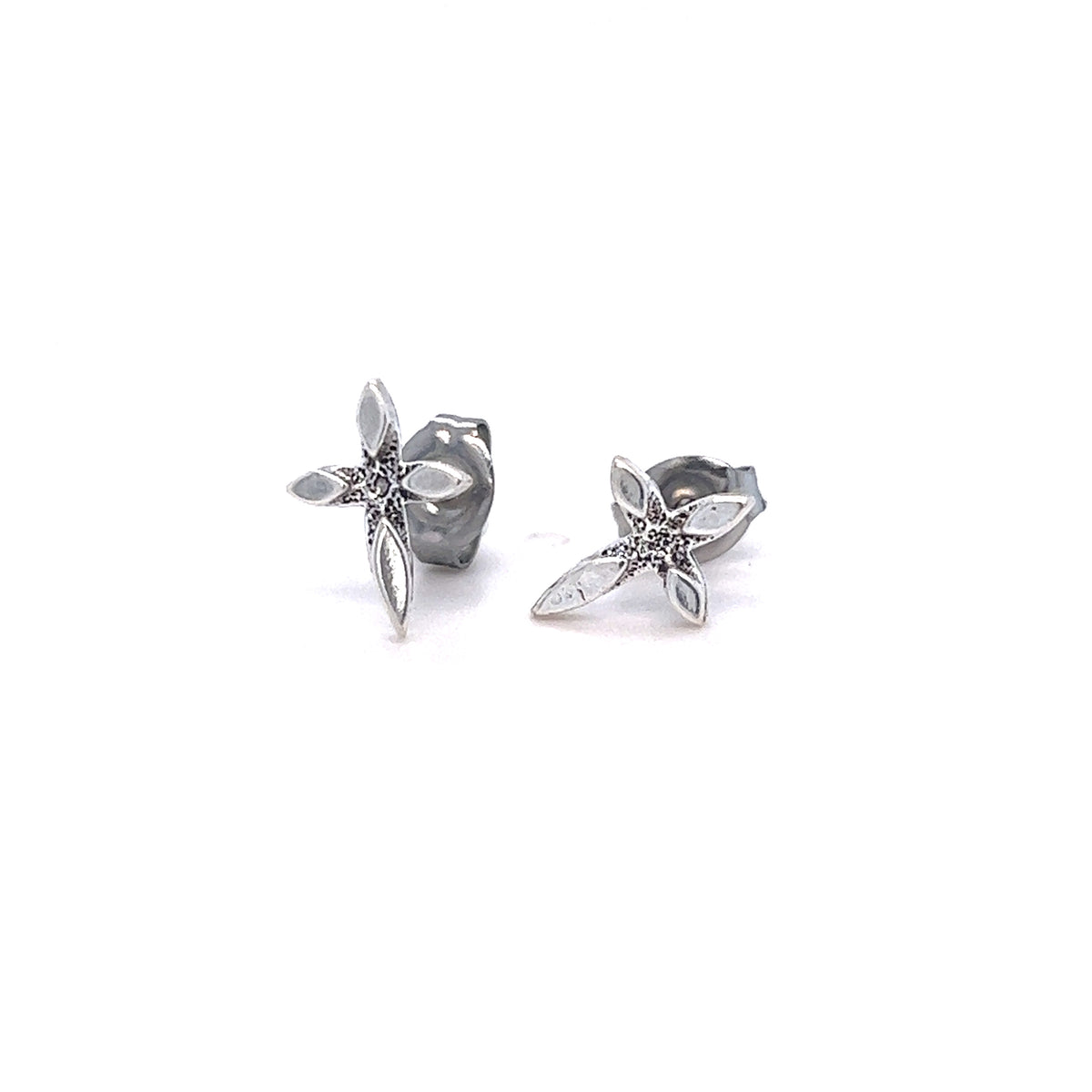 A pair of Delicate Cross Studs by Super Silver with a chic flower design.