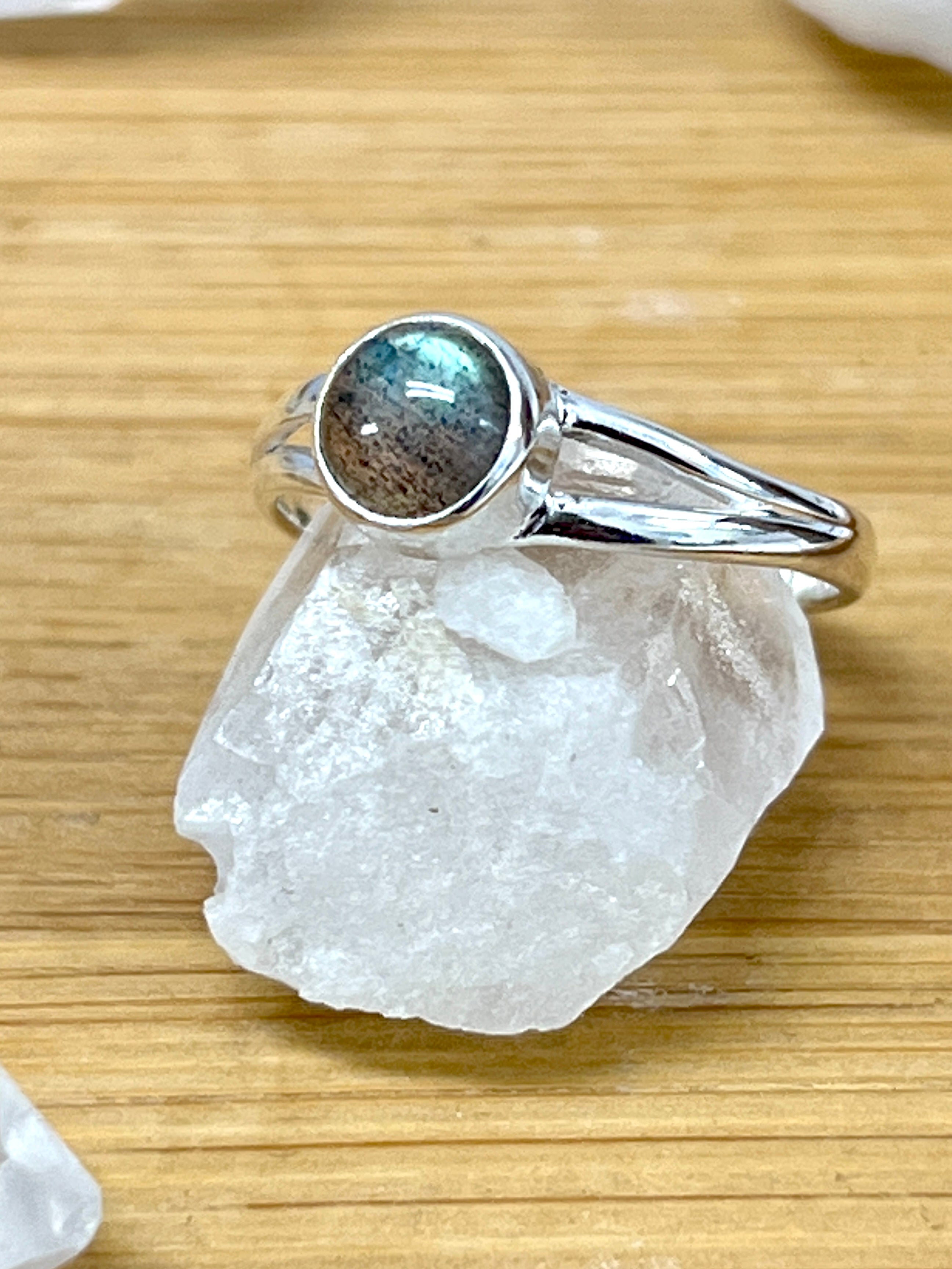 Circular Minimalist Stone Ring - a beautiful piece of jewelry crafted with sterling silver, showcasing the mesmerizing labradorite stone, by Super Silver.