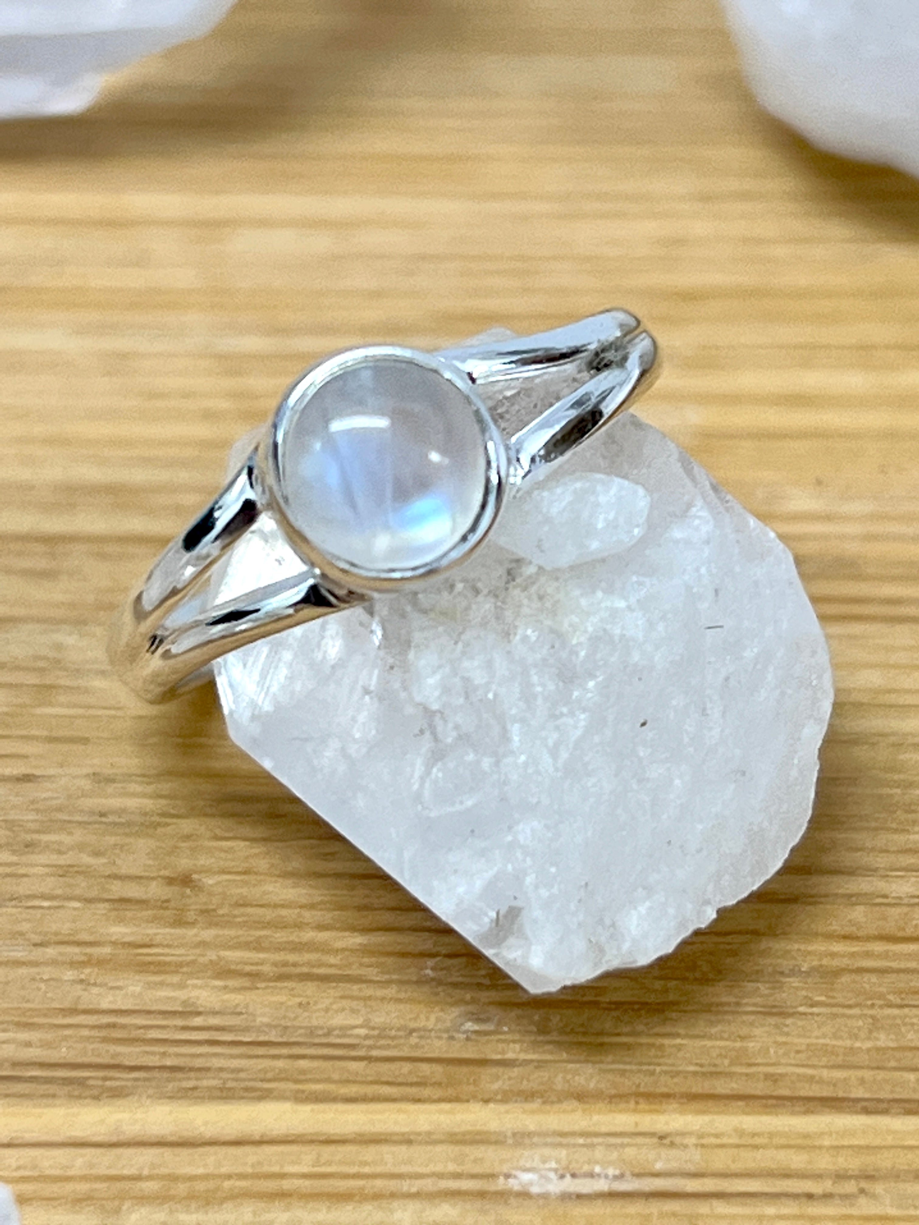 Circular Minimalist Stone ring in sterling silver by Super Silver.
