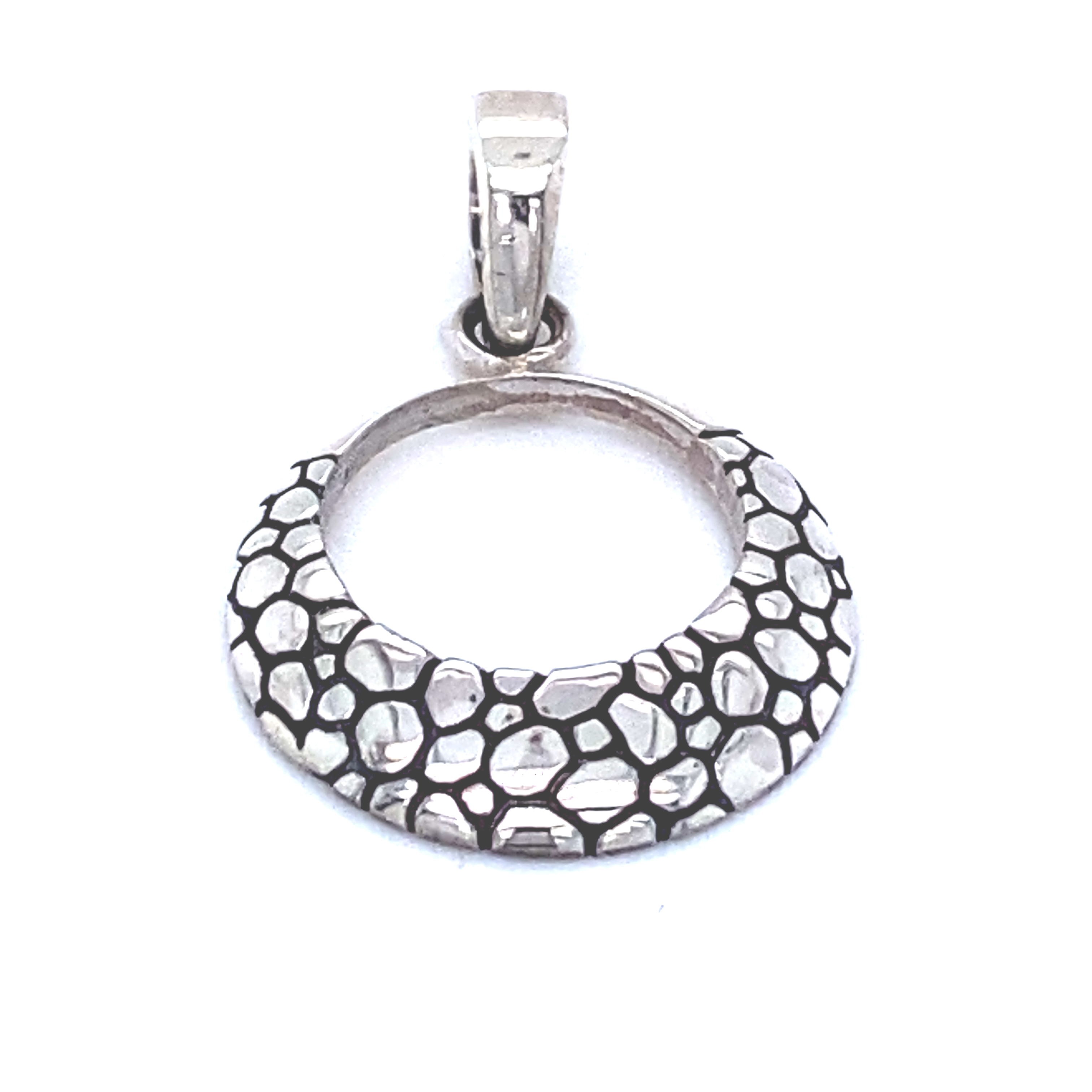 A modern take on a timeless design, featuring the Super Silver Modern Round Cobblestone Pendant with an open circle and a black and white pattern.