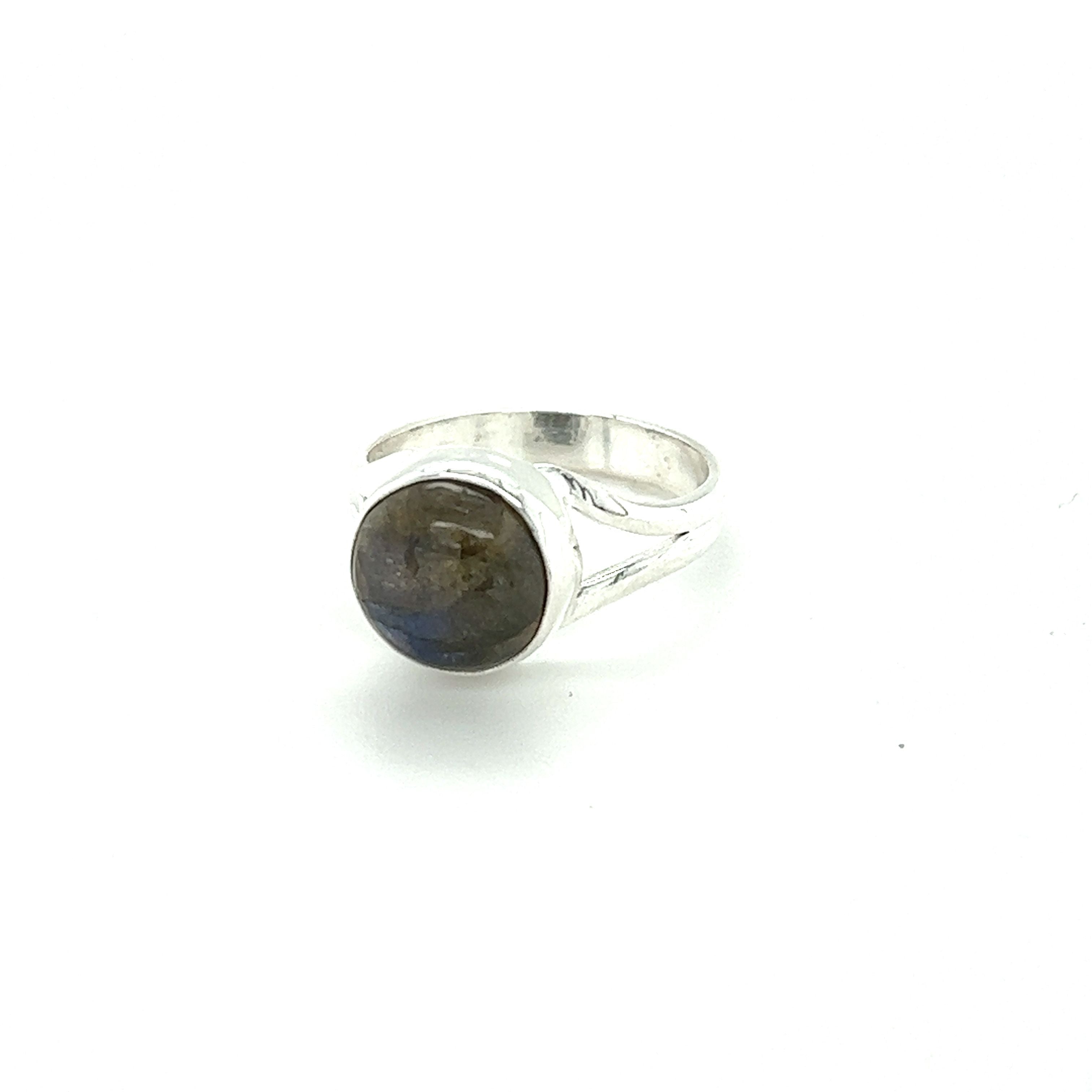 Simple Vibrant Circular Stone Ring in sterling silver, featuring a natural stone. (Brand: Super Silver)
