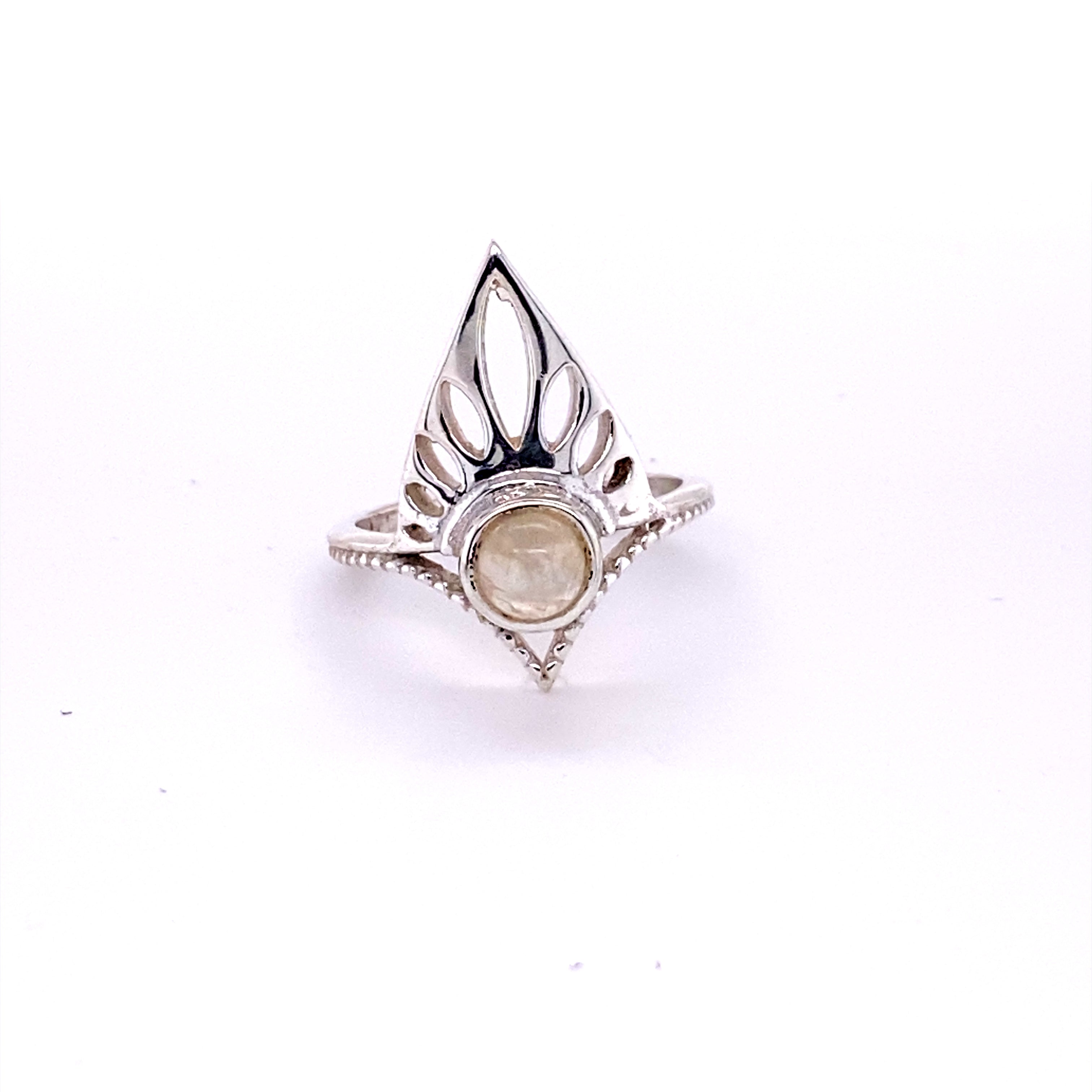 A unique Henna Shield Ring with Natural Gemstones from Super Silver, with a stone in the middle.