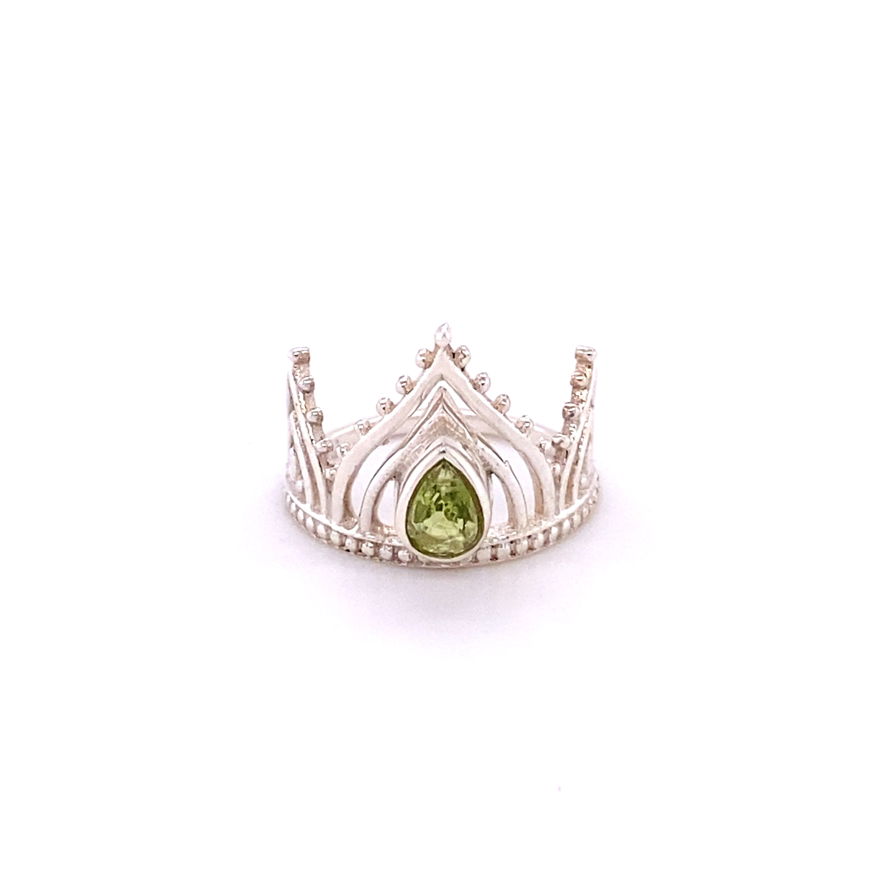 A Henna Crown Ring with Natural Gemstones by Super Silver featuring a peridot natural gemstone.