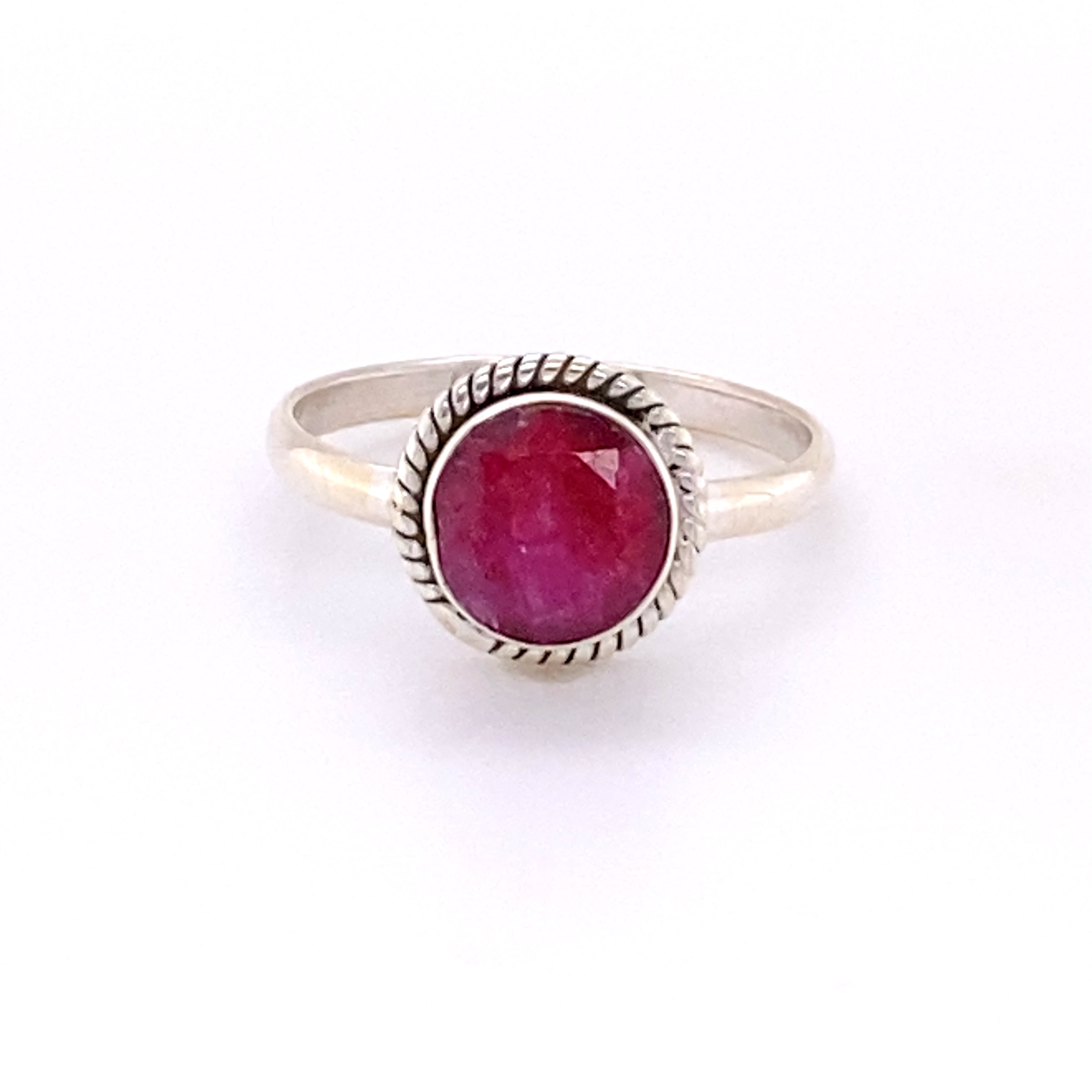 A Simple Round Gemstone Ring with Rope Border from Super Silver with a ruby gemstone.