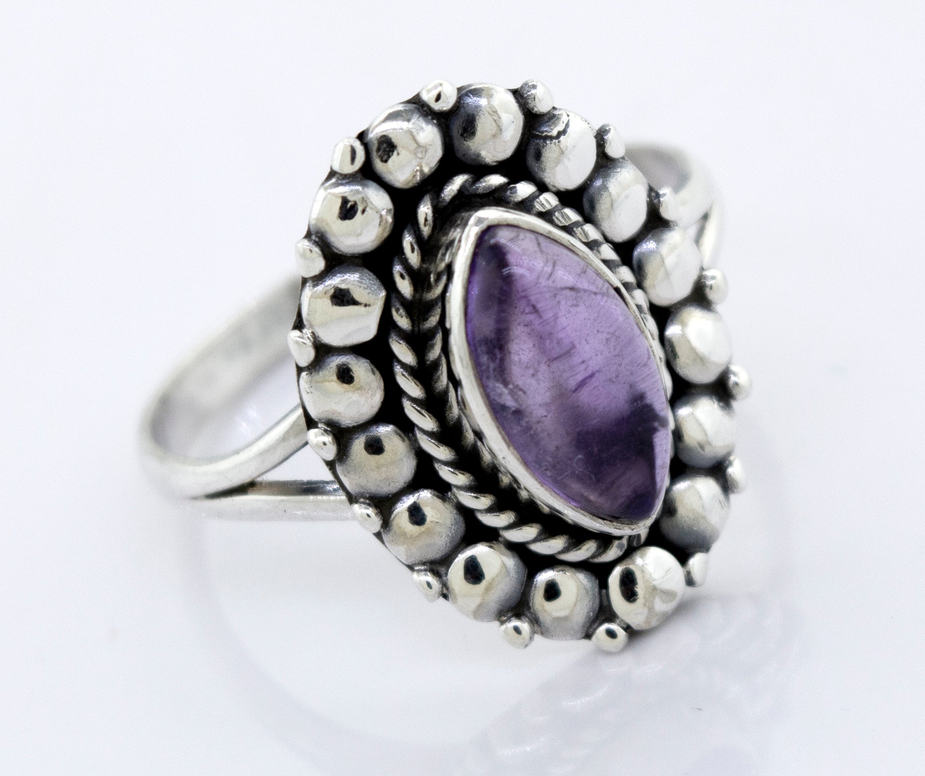 Super Silver Marquise Shaped Vibrant Amethyst Stone Ring.