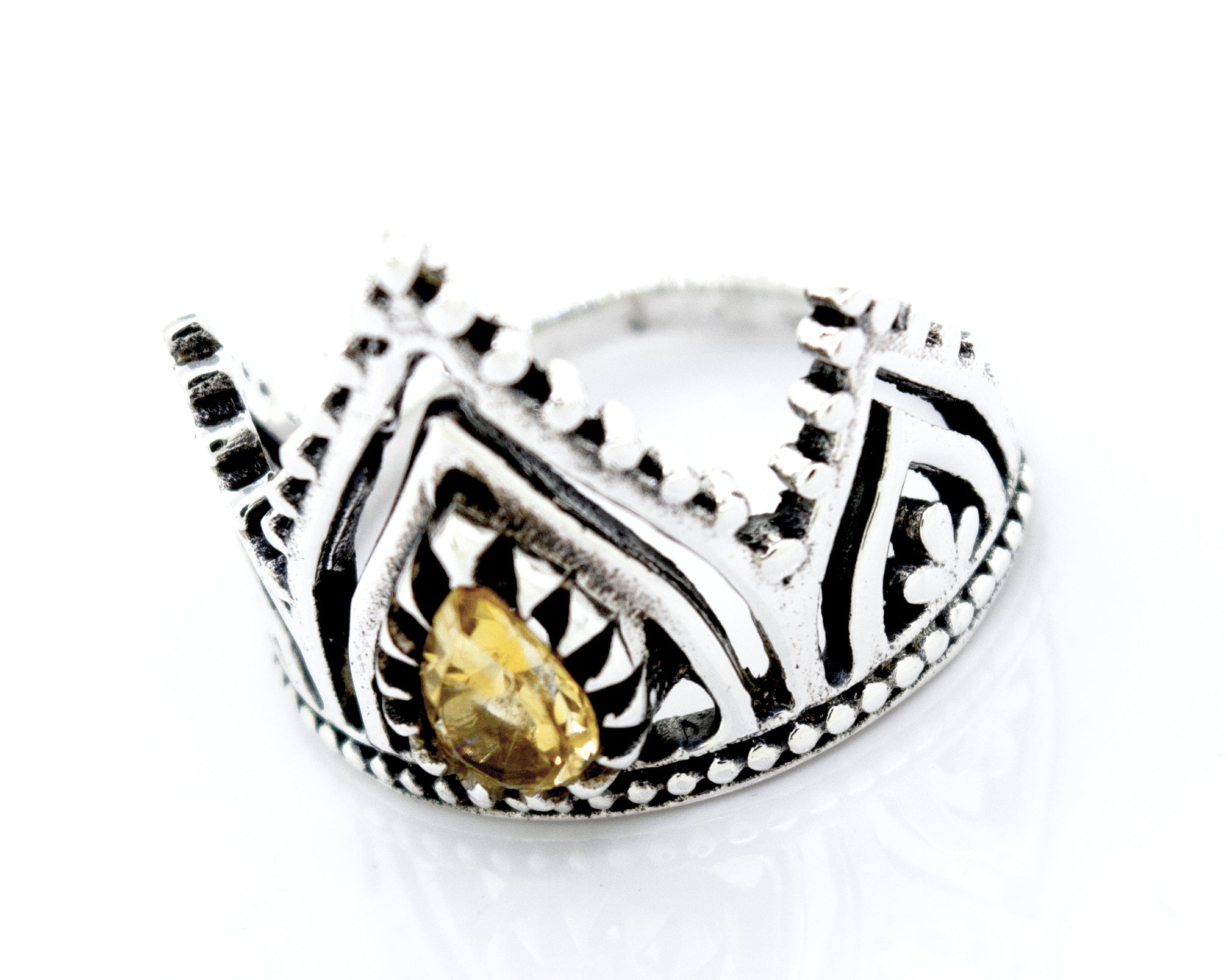 A Super Silver Silver Crown Ring With Teardrop Shape Citrine.