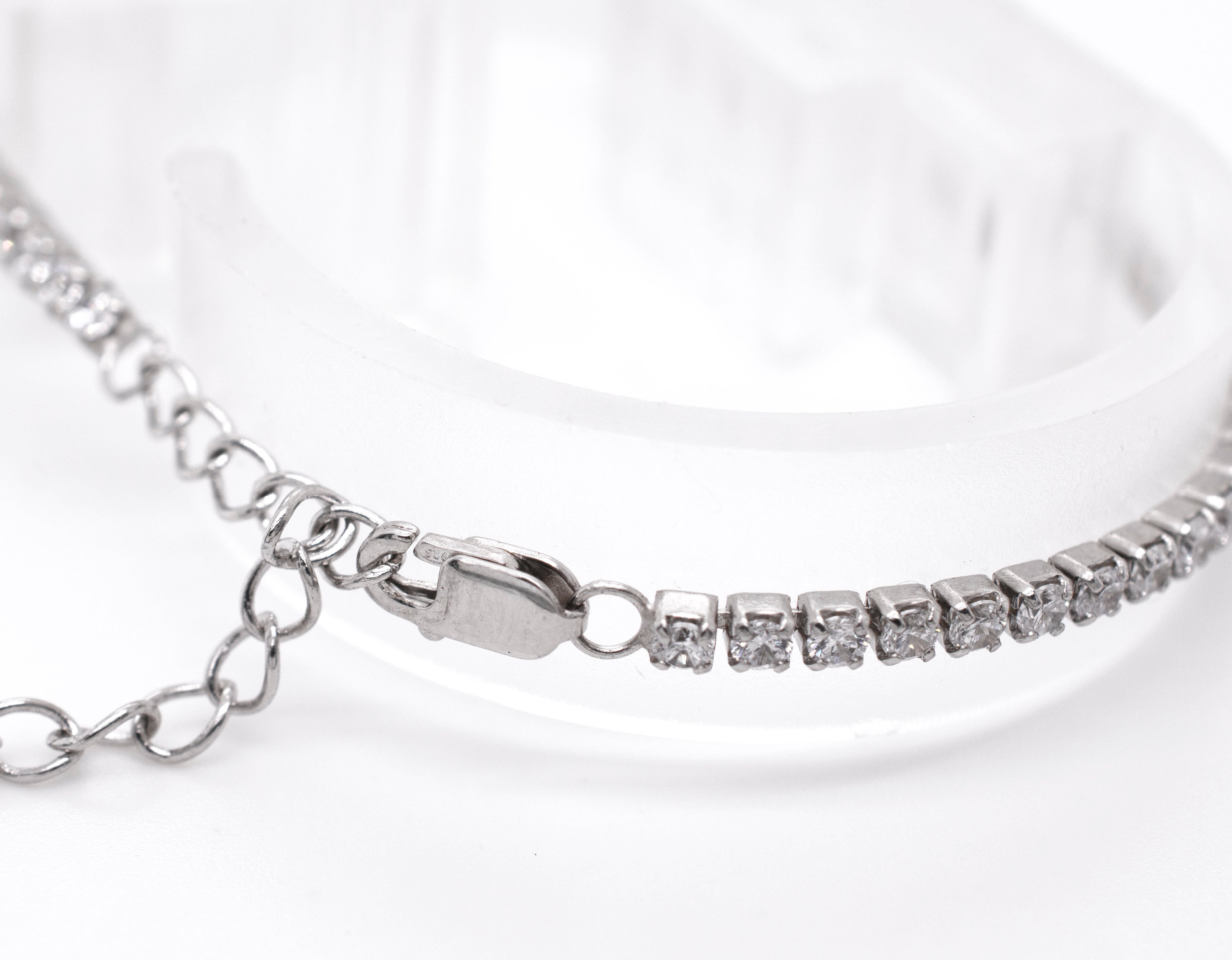 A sparkling Super Silver Square Cubic Zirconia Tennis Bracelet, exuding elegant sophistication.
