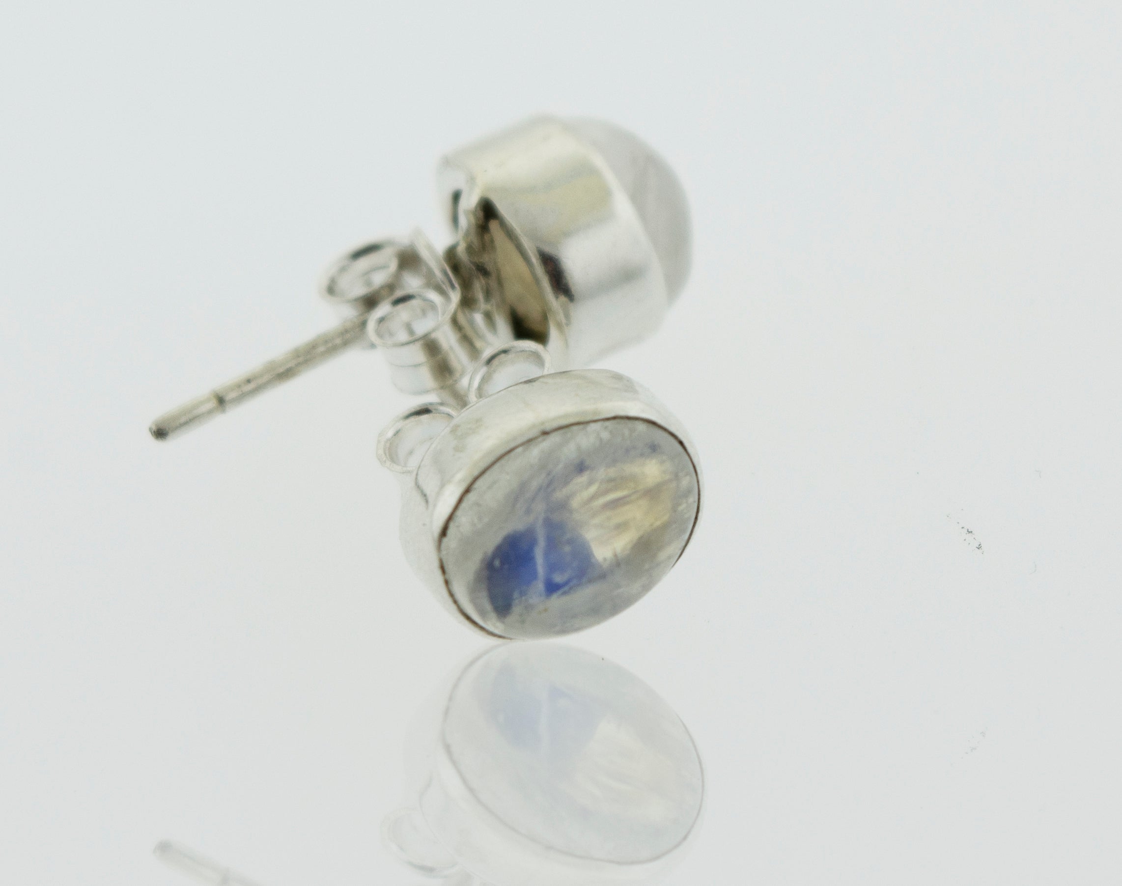 These Simple Oval Moonstone Studs from Super Silver with a blue stone are perfect for any occasion and will surely make you shine.