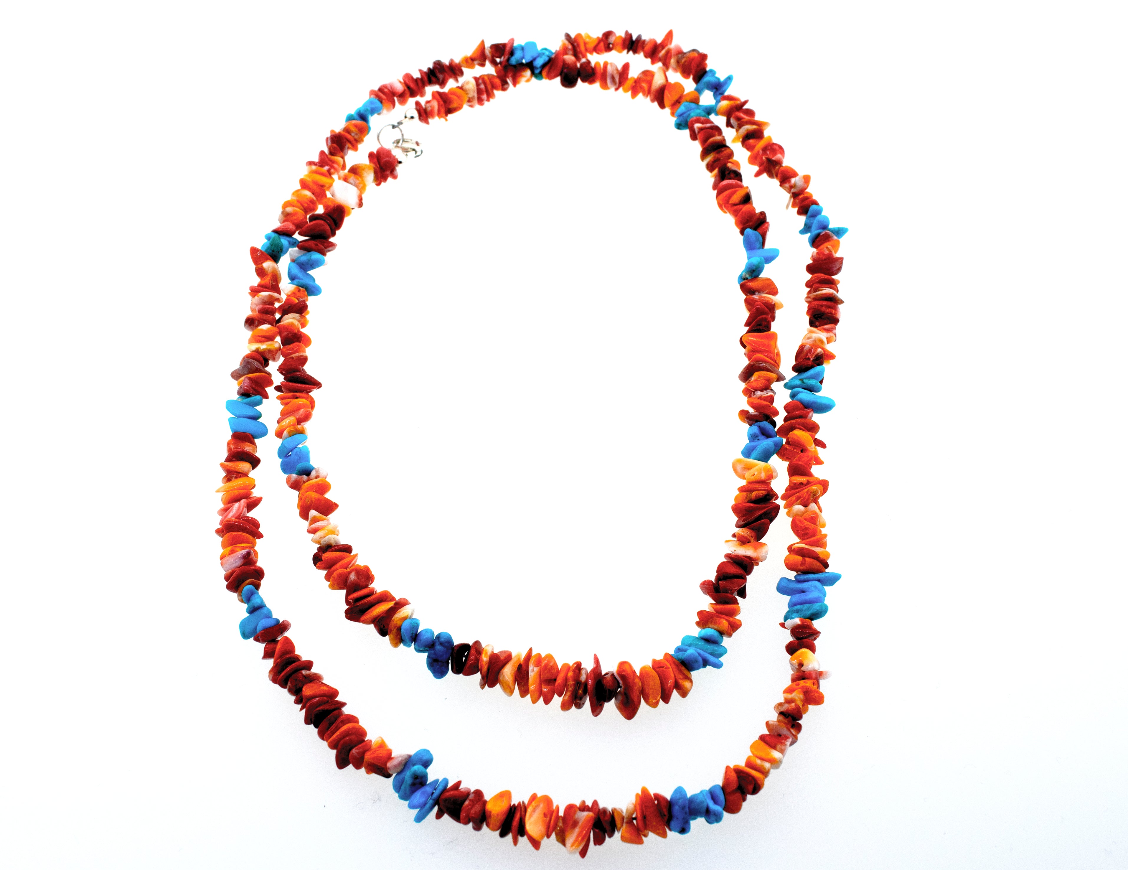 A Super Silver Handmade Spiny Oyster Shell and Turquoise Necklace adorned with spiny oyster shell beads.