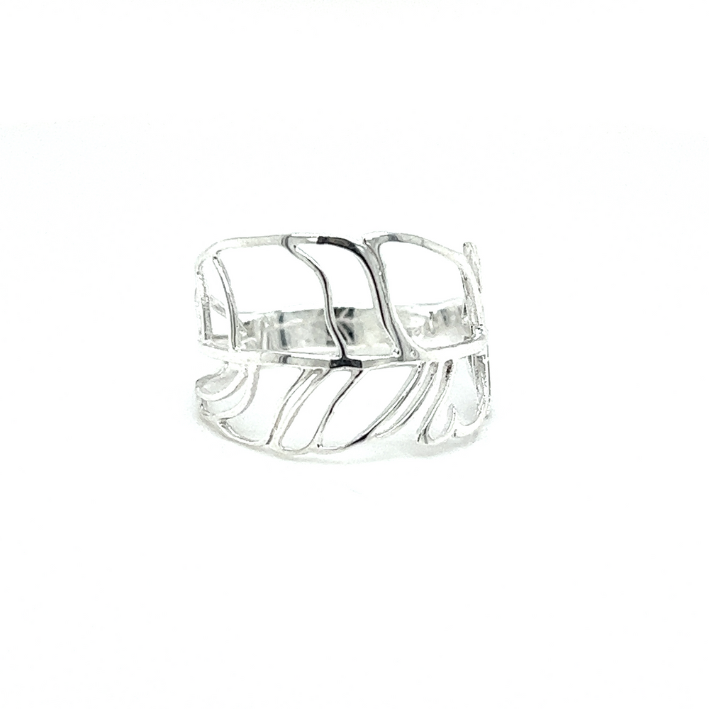 A Super Silver Delicate Feather Outing Ring with a cut-out leaf design.