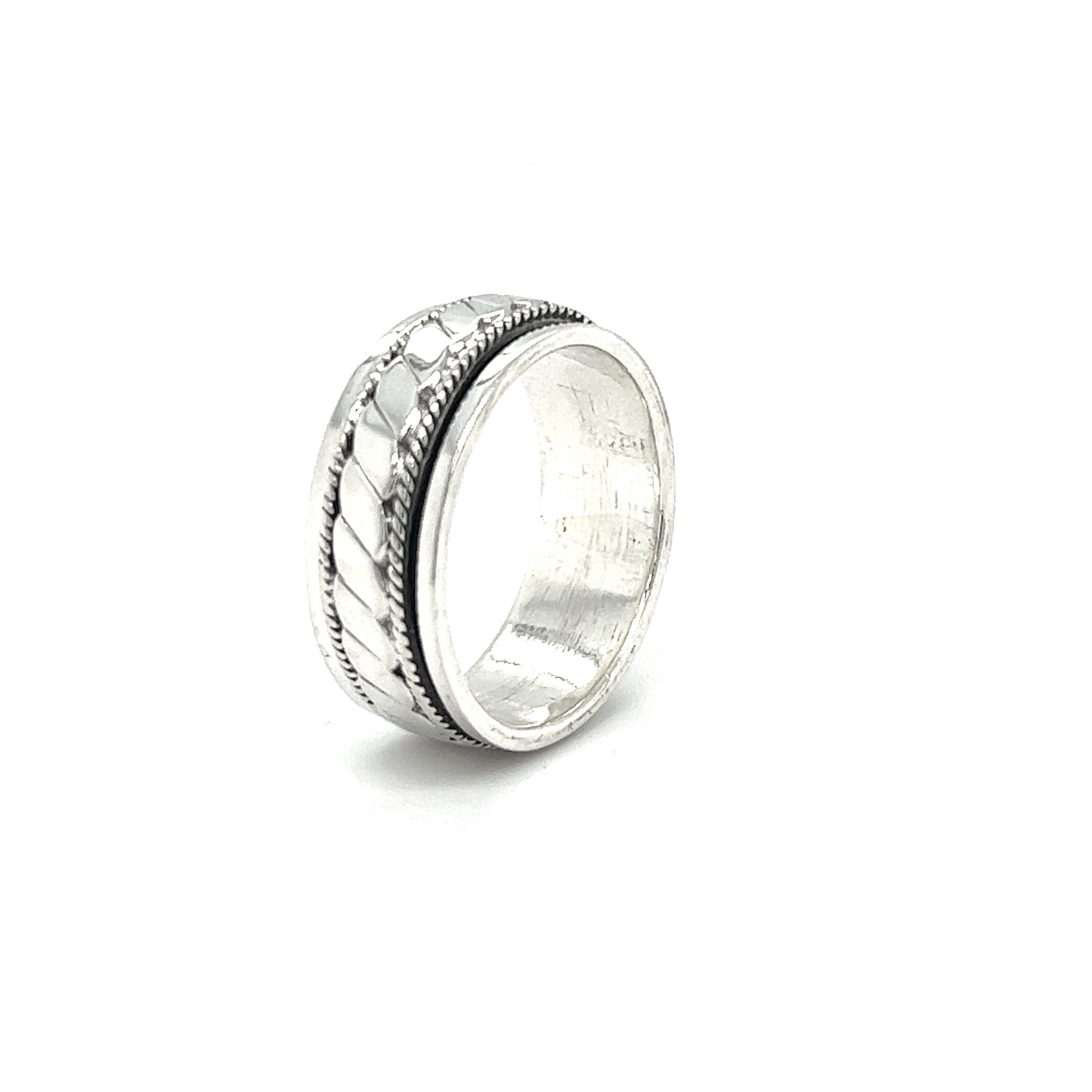 
                  
                    A spinner ring with a flat rope pattern on the band.
                  
                