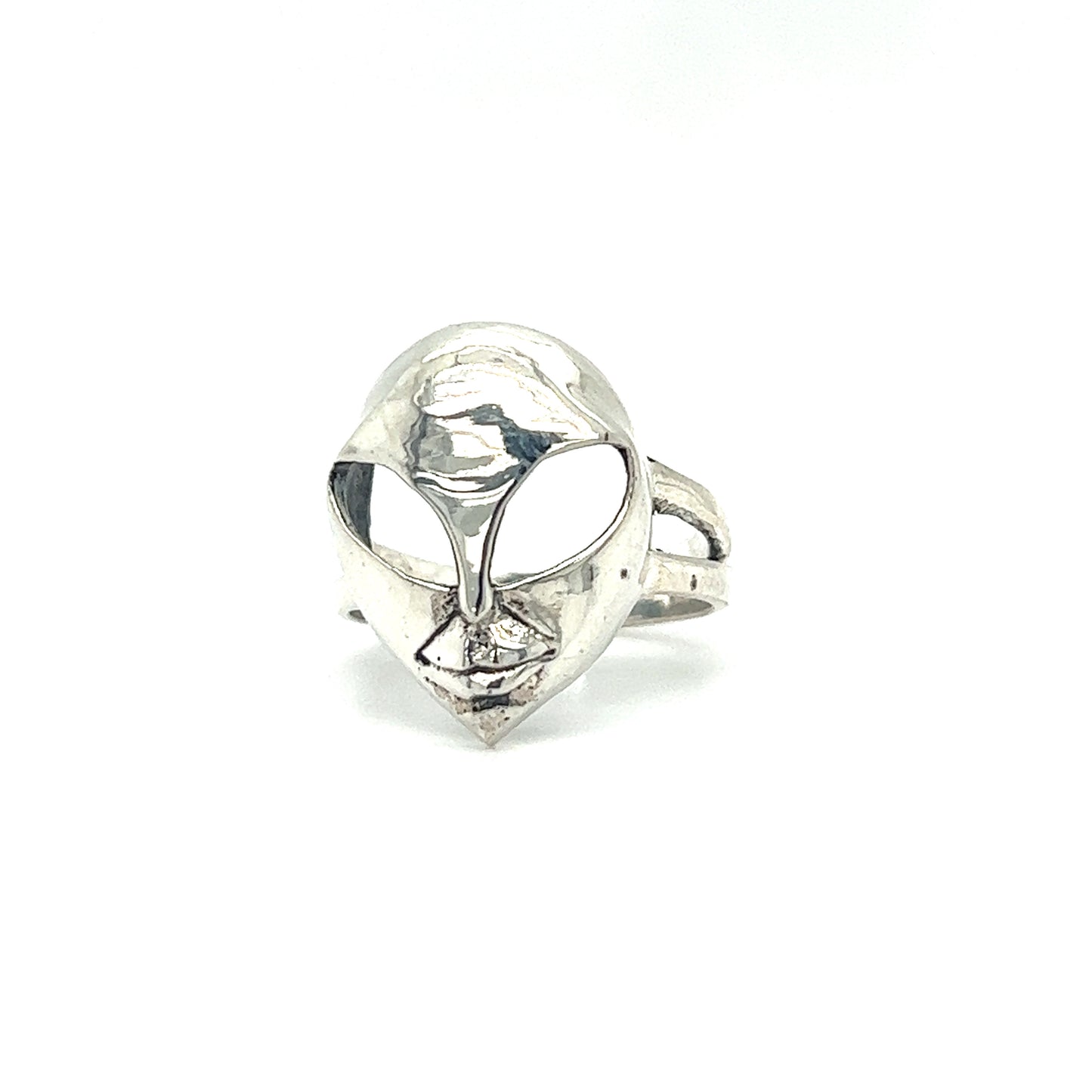 
                  
                    A statement piece Super Silver Alien Head Ring - a fashion item with a face on it, alluring in its silver shine.
                  
                
