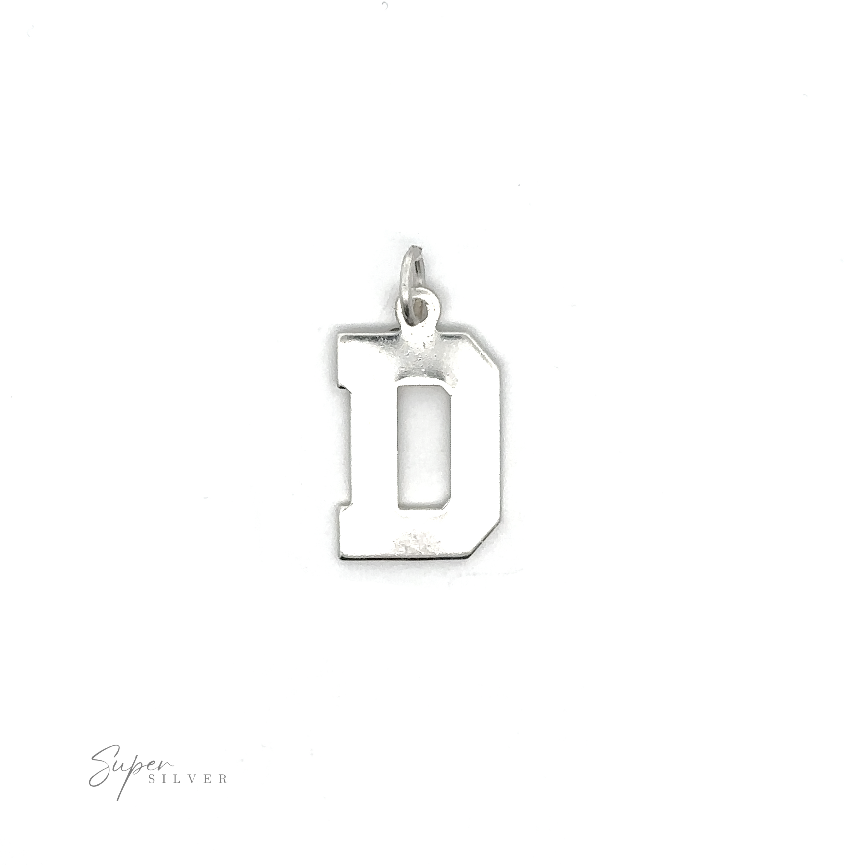 This beautiful .925 Sterling Silver Alphabet Charm features the letter d for personalization. Perfect for creating custom alphabet charm bracelets or necklaces.