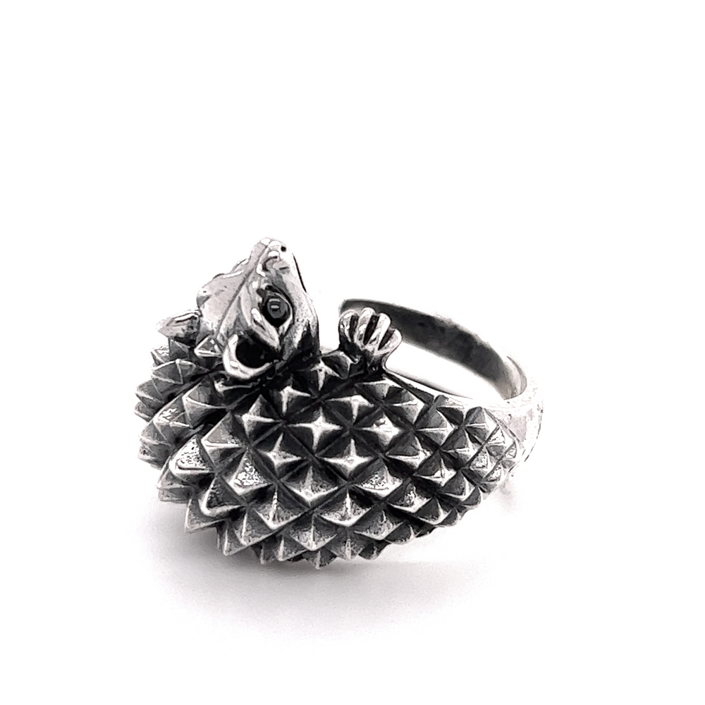 A Sterling Silver Hedgehog Ring with a vintage look, adorned with a hedgehog.