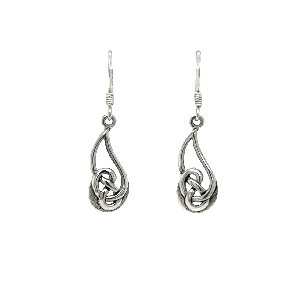 
                  
                    A stunning pair of Super Silver Celtic Style Earrings featuring an exquisite celtic knot design, perfect for gifting or wearing at special events.
                  
                