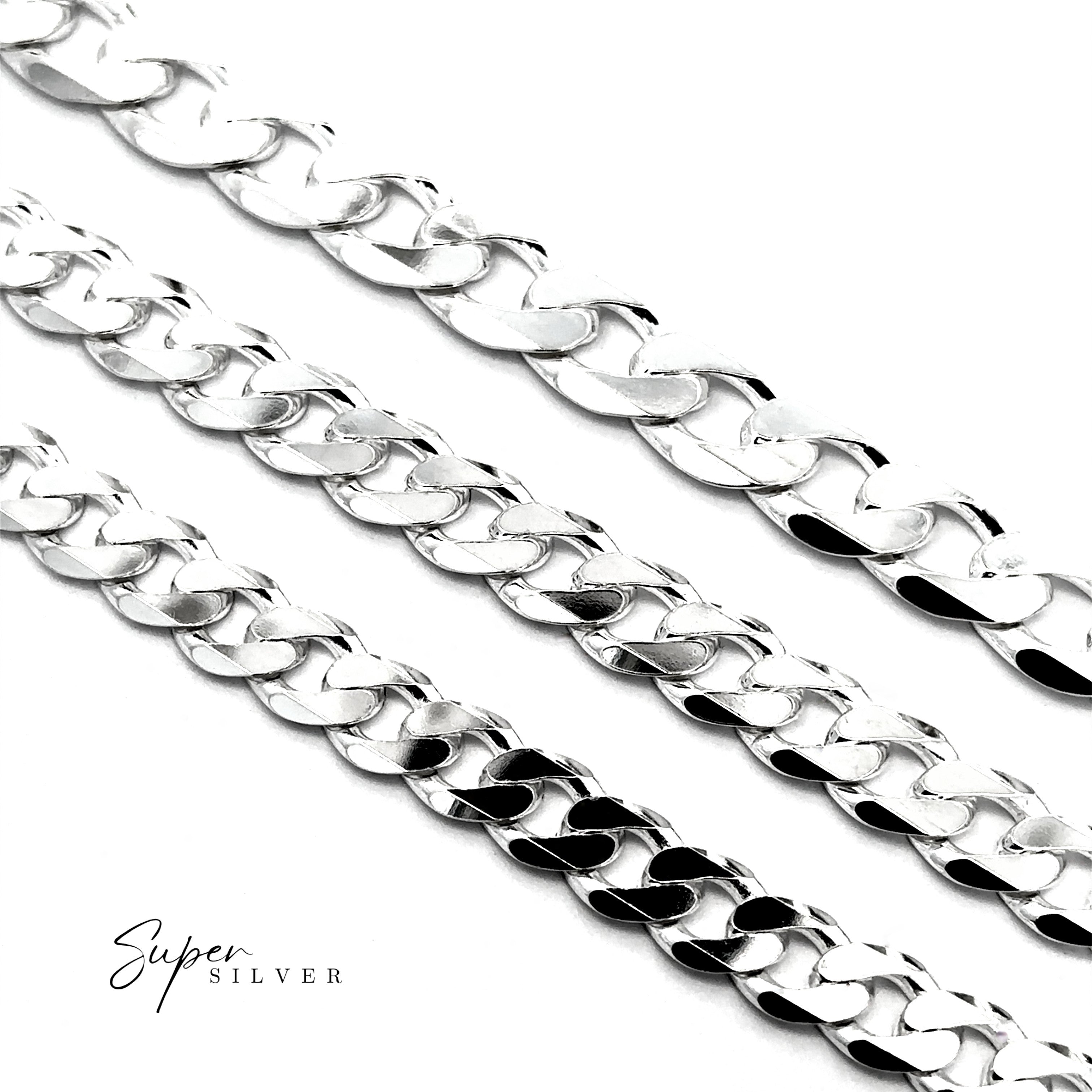 Three silver chains are arranged parallel on a white background, featuring the Heavy Italian Curb Chain. "Super Silver" is displayed in the lower left corner.