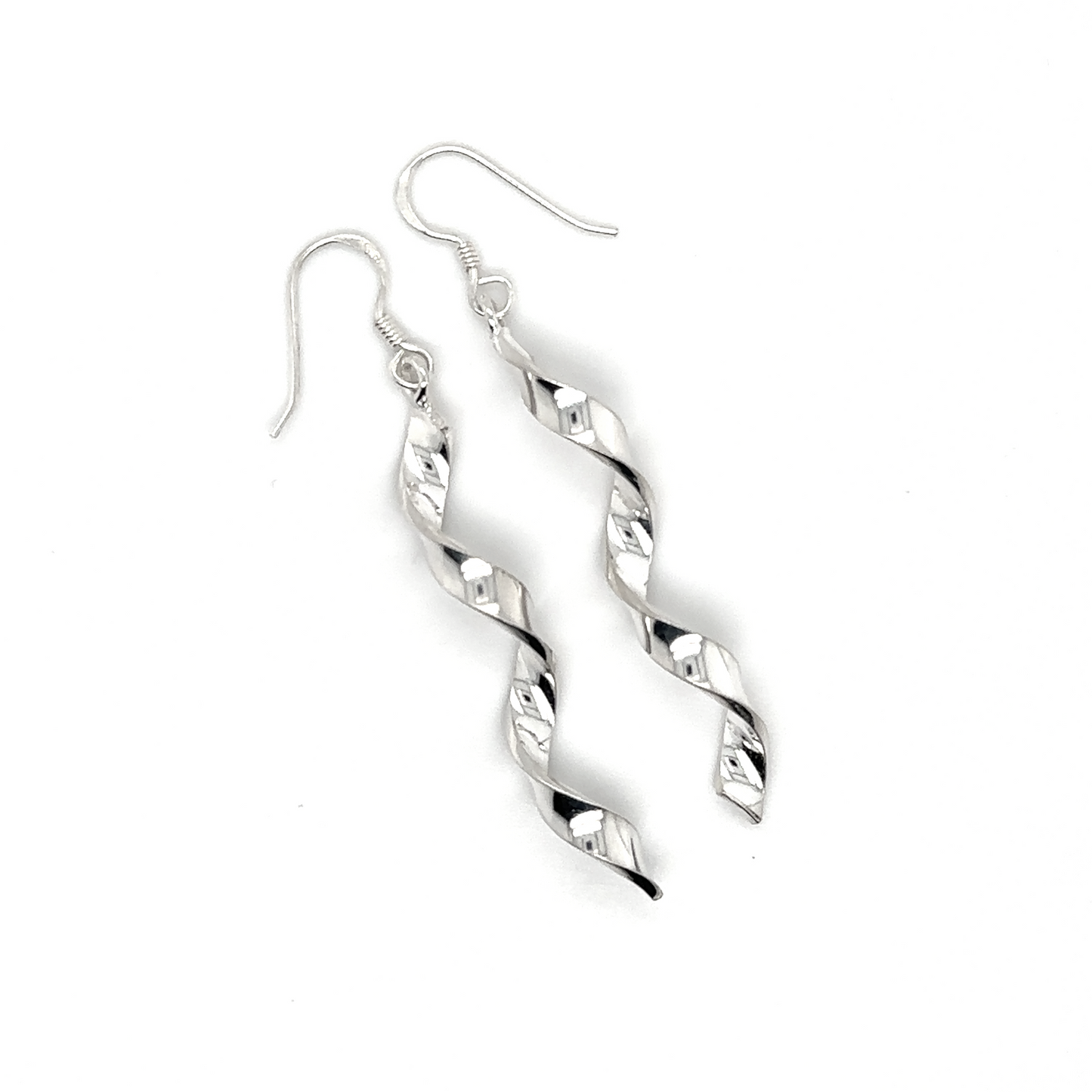 
                  
                    Complete your outfit with these stylish Super Silver Simple Twisted Earrings.
                  
                
