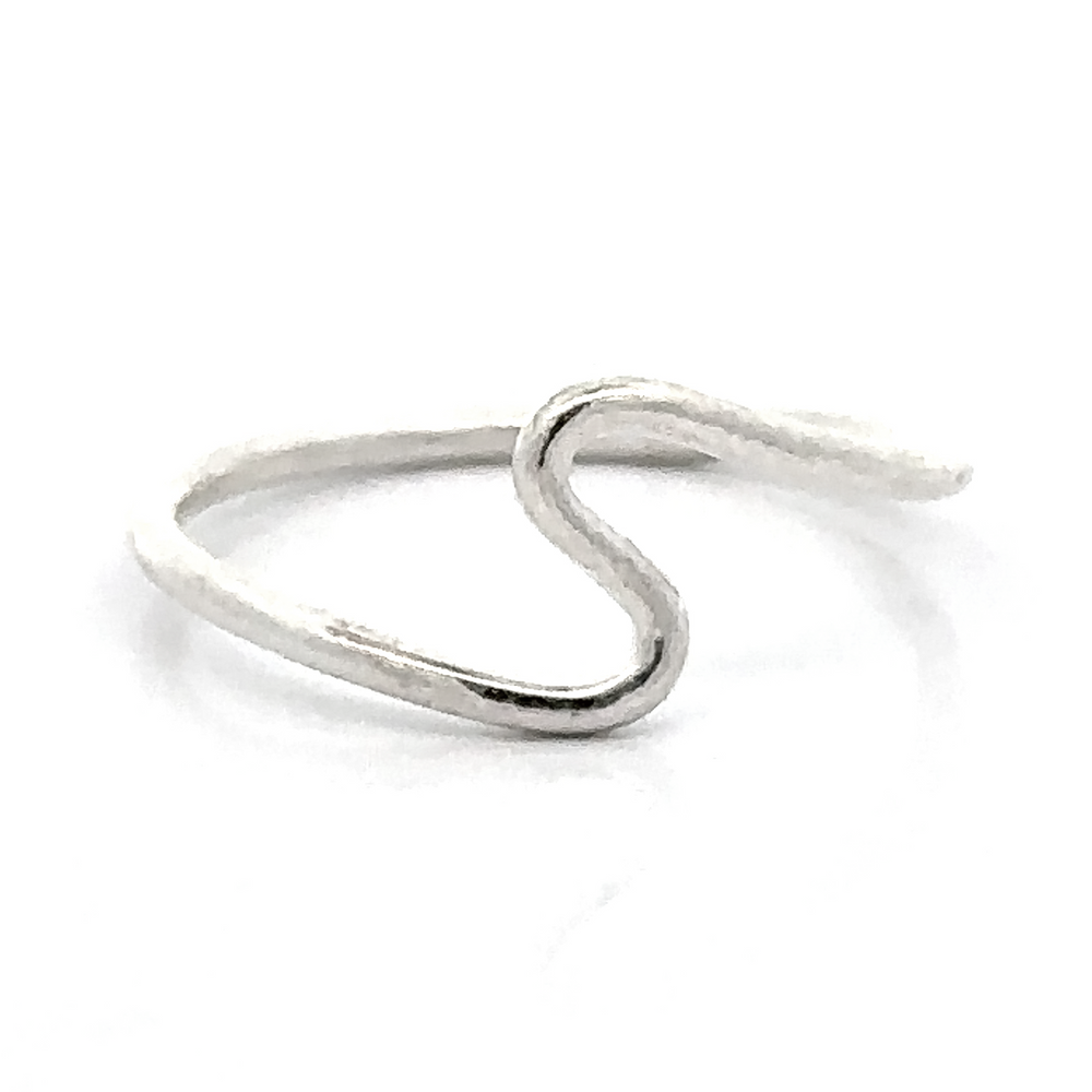 A Sterling Silver Ring with a Silver Wavy Band.