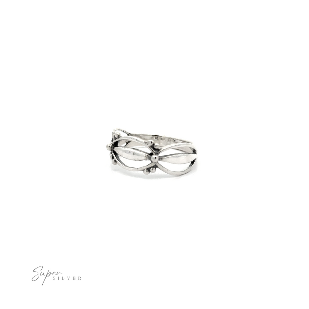 
                  
                    An elegant Freeform Open Band Ring with a cross in the middle, featuring a comfortable feel.
                  
                