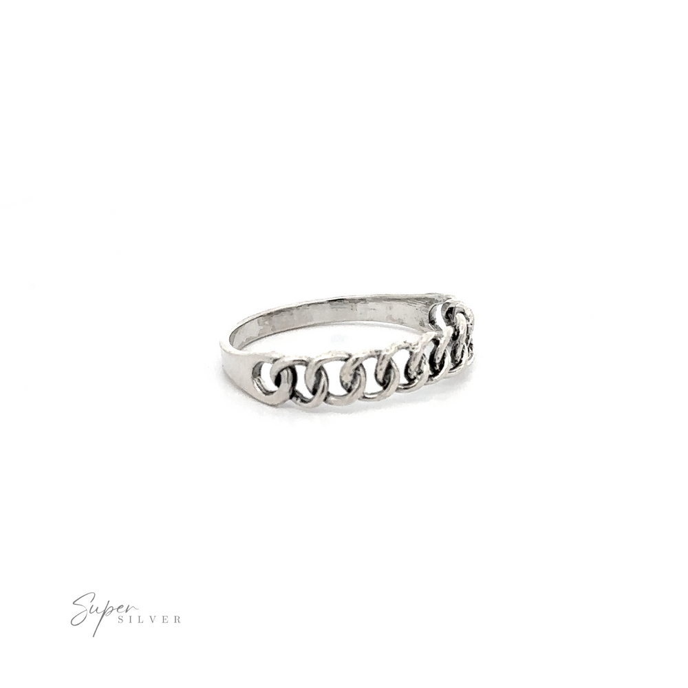 
                  
                    A stylish Chain Link Ring With Plain Band, perfect for everyday wear.
                  
                