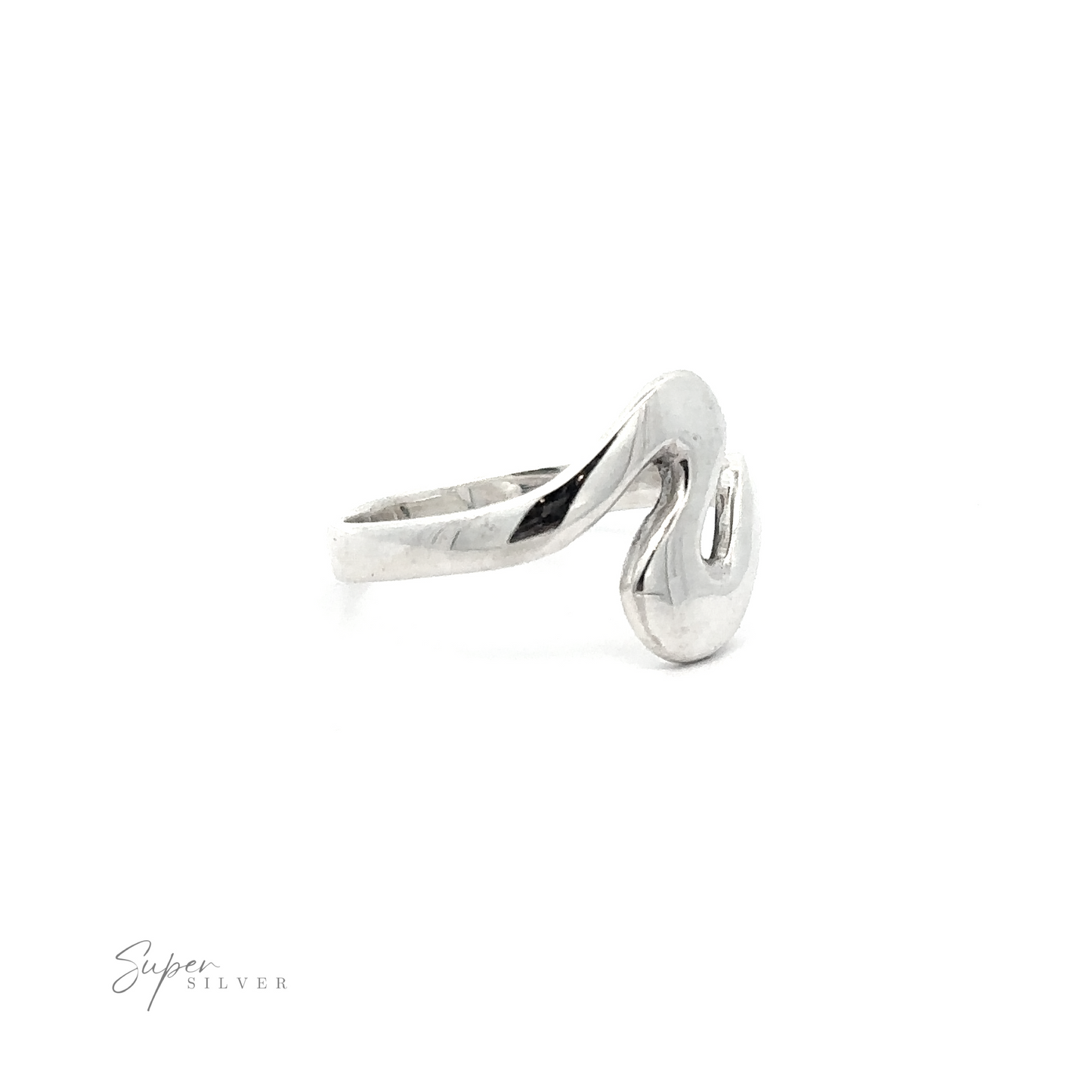 A trendy funky squiggle ring made of .925 Sterling Silver.