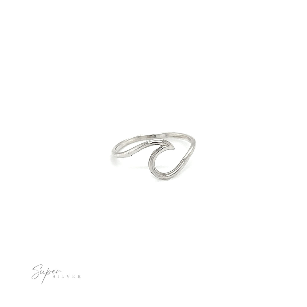
                  
                    A Smooth Crashing Wire Wave Ring.
                  
                