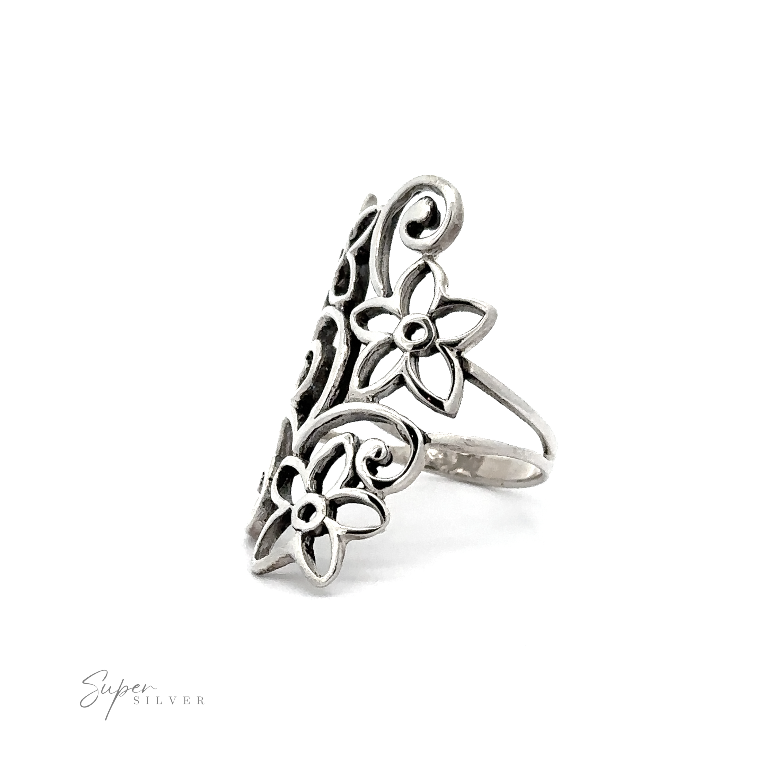 A .925 sterling silver Flower With Vines Ring with a floral design.