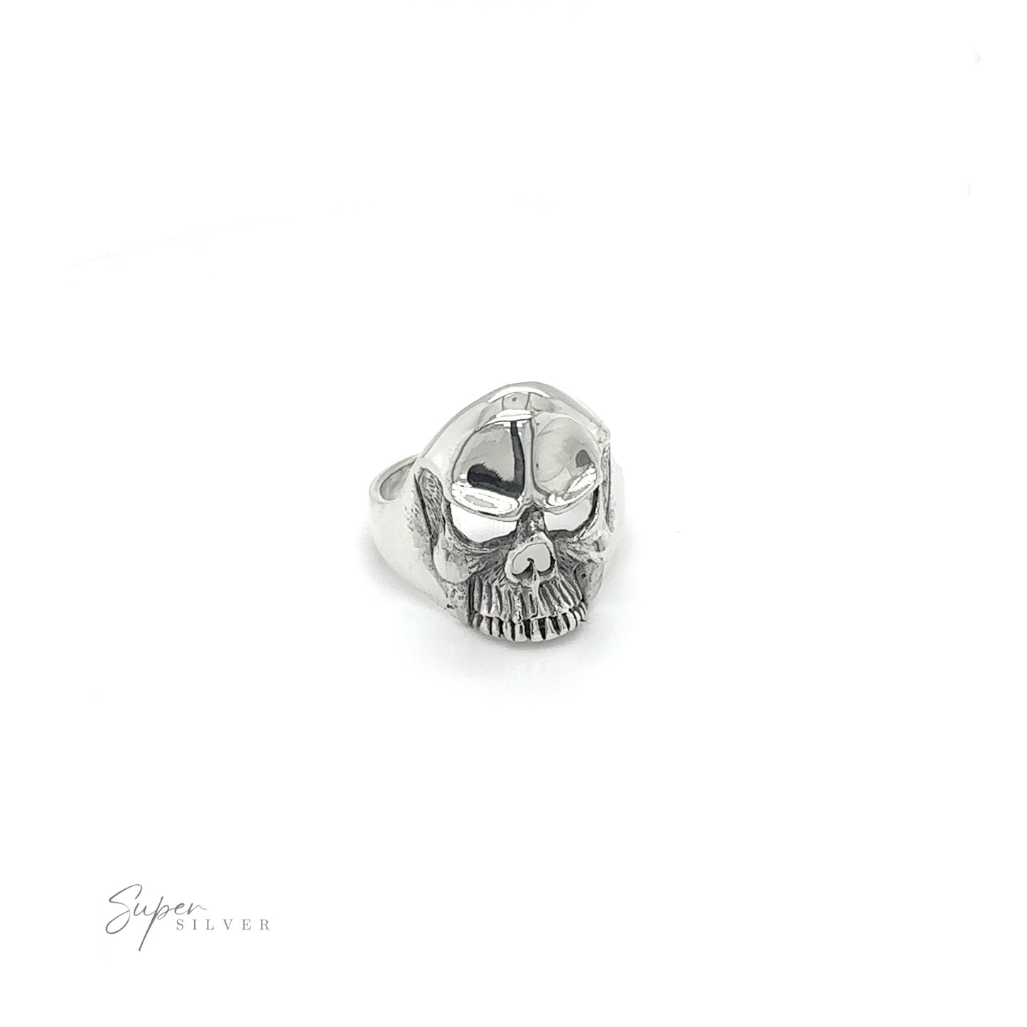 
                  
                    A fearless Heavy Upper Skull Ring that exudes rock 'n' roll fashion, set against a clean white background.
                  
                