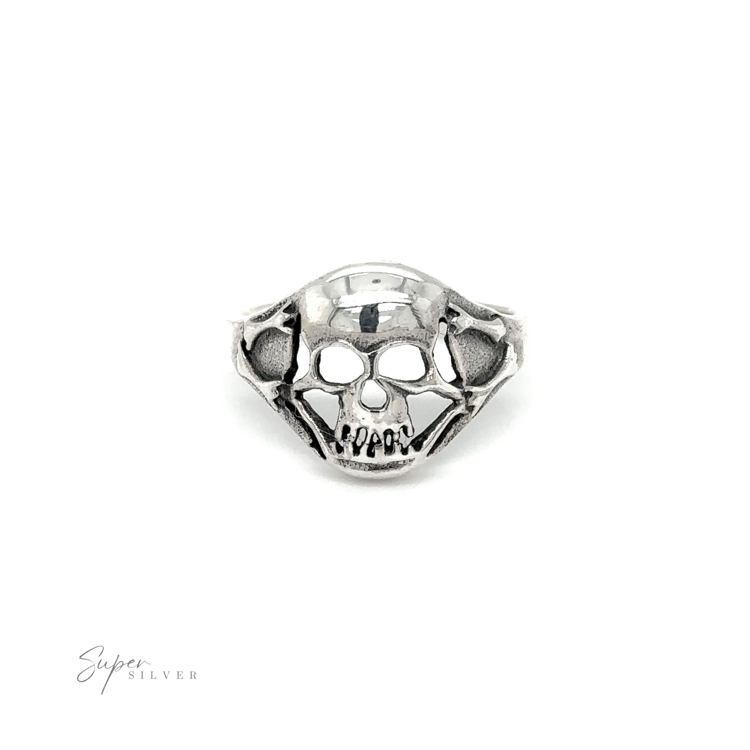 Smaller Skull Ring – Super Silver