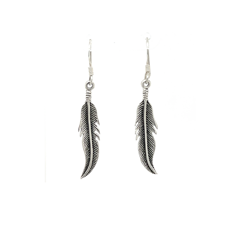 
                  
                    A cute pair of Super Silver small feather earrings, perfect for everyday wear.
                  
                