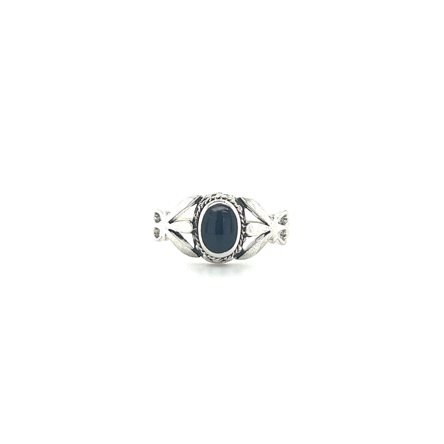 
                  
                    An unconventional design featuring the Super Silver Unique Oval Inlaid Stone Ring, with a mesmerizing black stone centerpiece.
                  
                