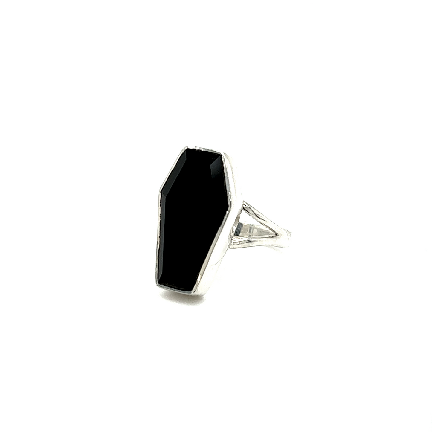 
                  
                    A Super Silver faceted onyx coffin ring resting on a white background.
                  
                