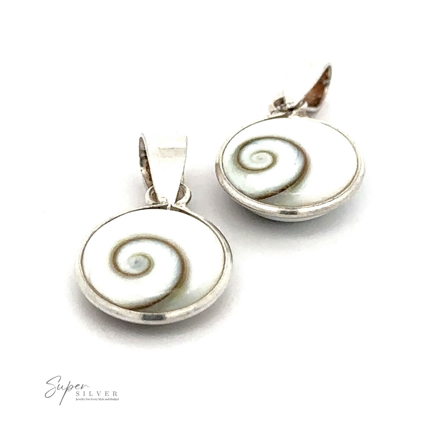 
                  
                    A Small Round Shiva Shell Pendant exudes coastal elegance. Made from .925 Sterling Silver, it features a plain white background and a "Super Silver" logo in the lower left corner.
                  
                