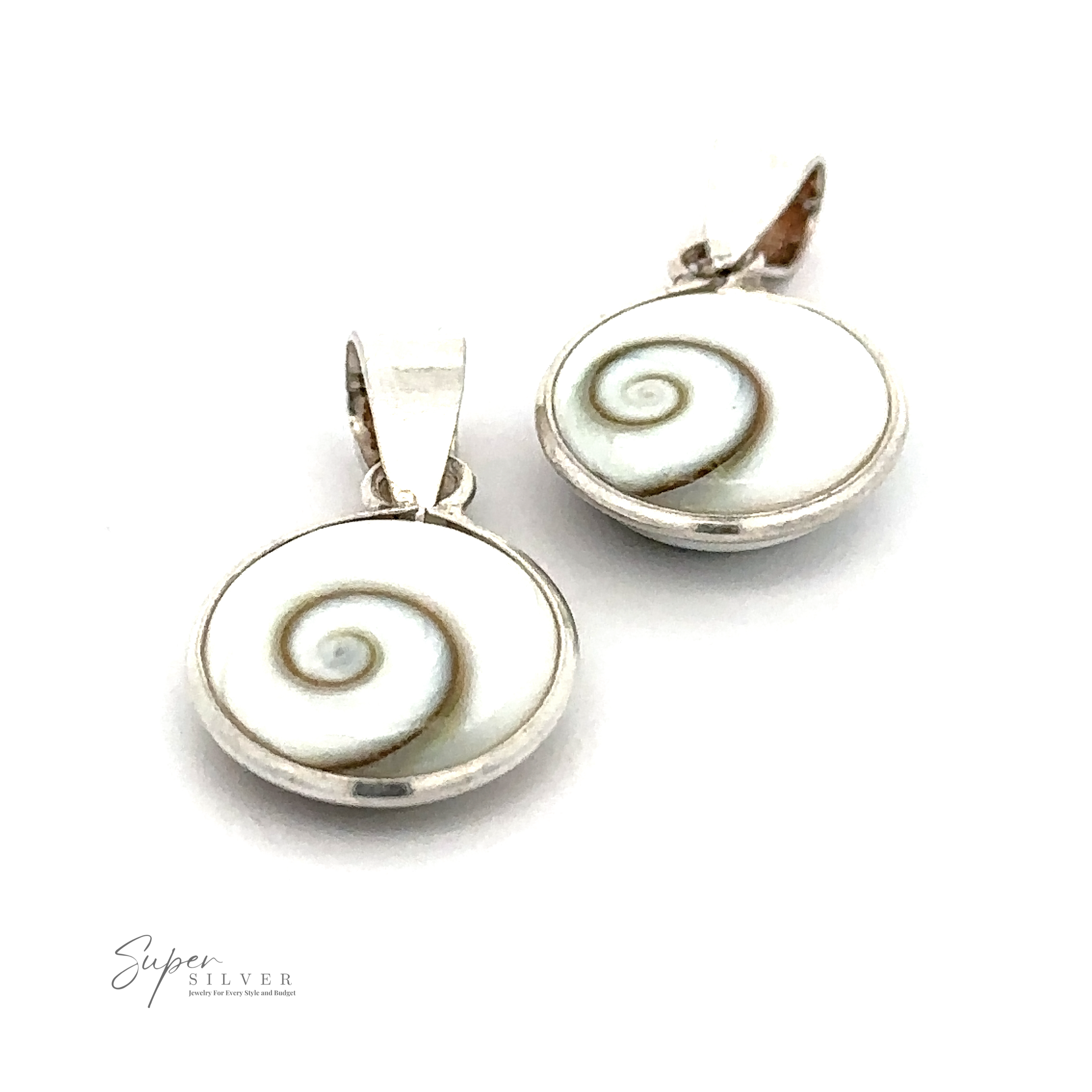 A Small Round Shiva Shell Pendant exudes coastal elegance. Made from .925 Sterling Silver, it features a plain white background and a "Super Silver" logo in the lower left corner.