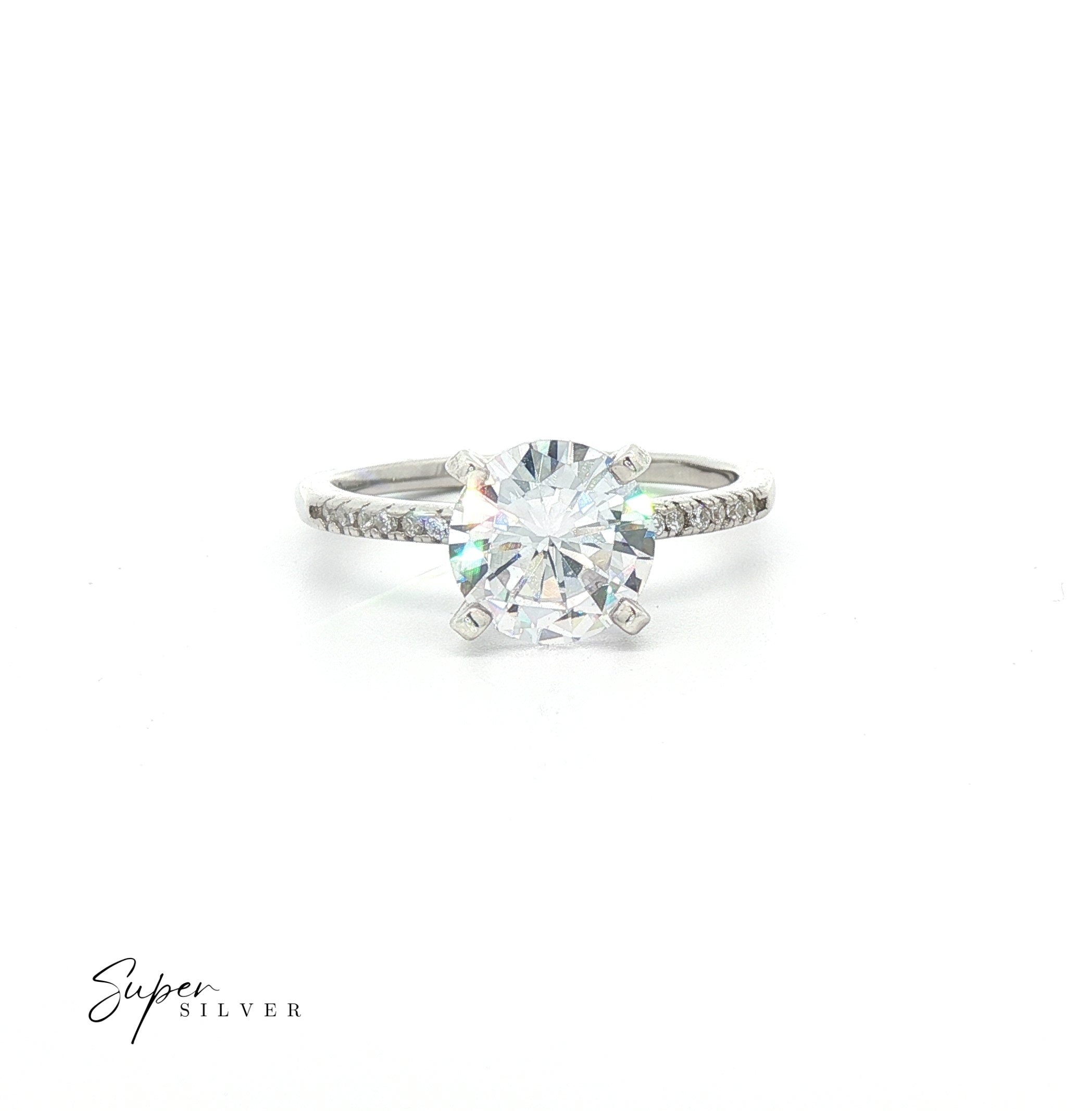 Anillo de boda con circonita cúbica redonda