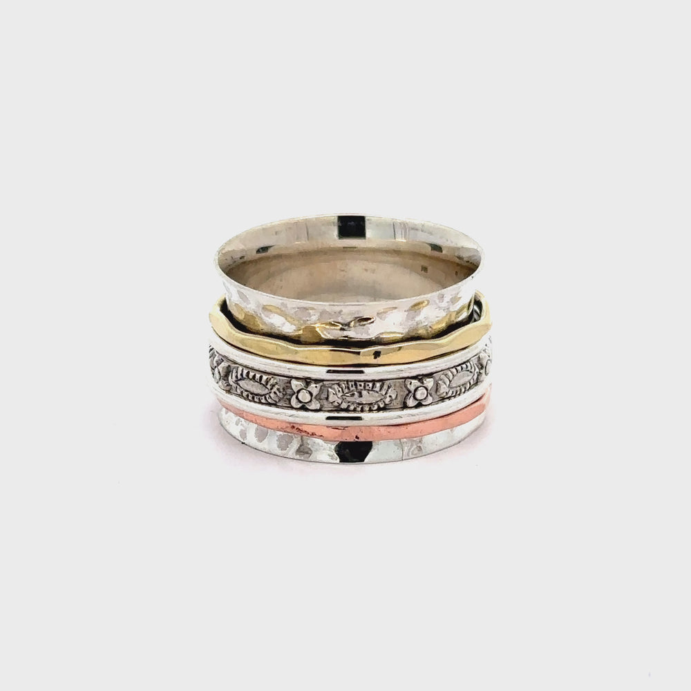
                  
                    Load and play video in Gallery viewer, Tricolor Handmade Spinner Ring with A Flower Pattern Band
                  
                